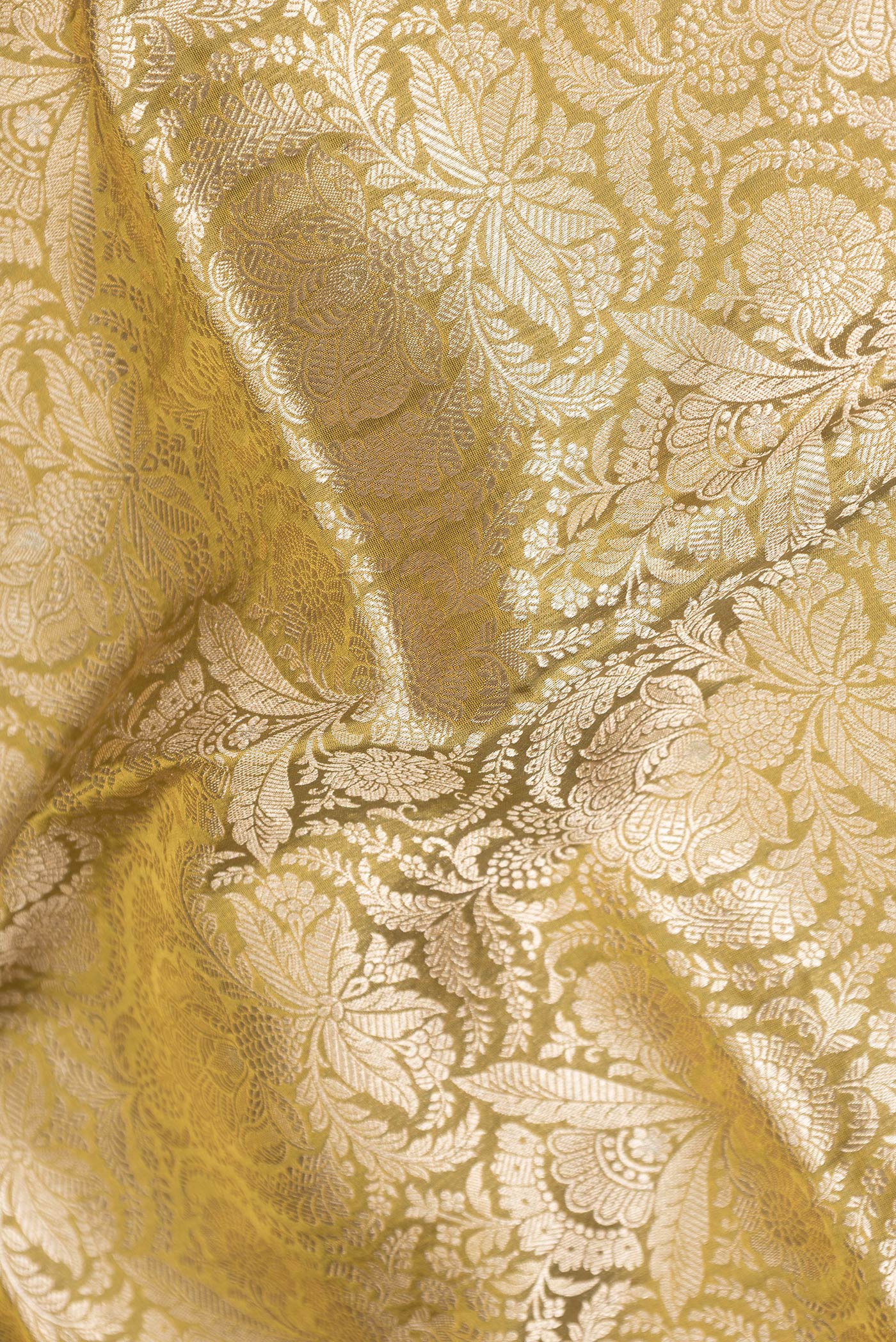Mehandi Green Banarasi Silk Saree - Image 2