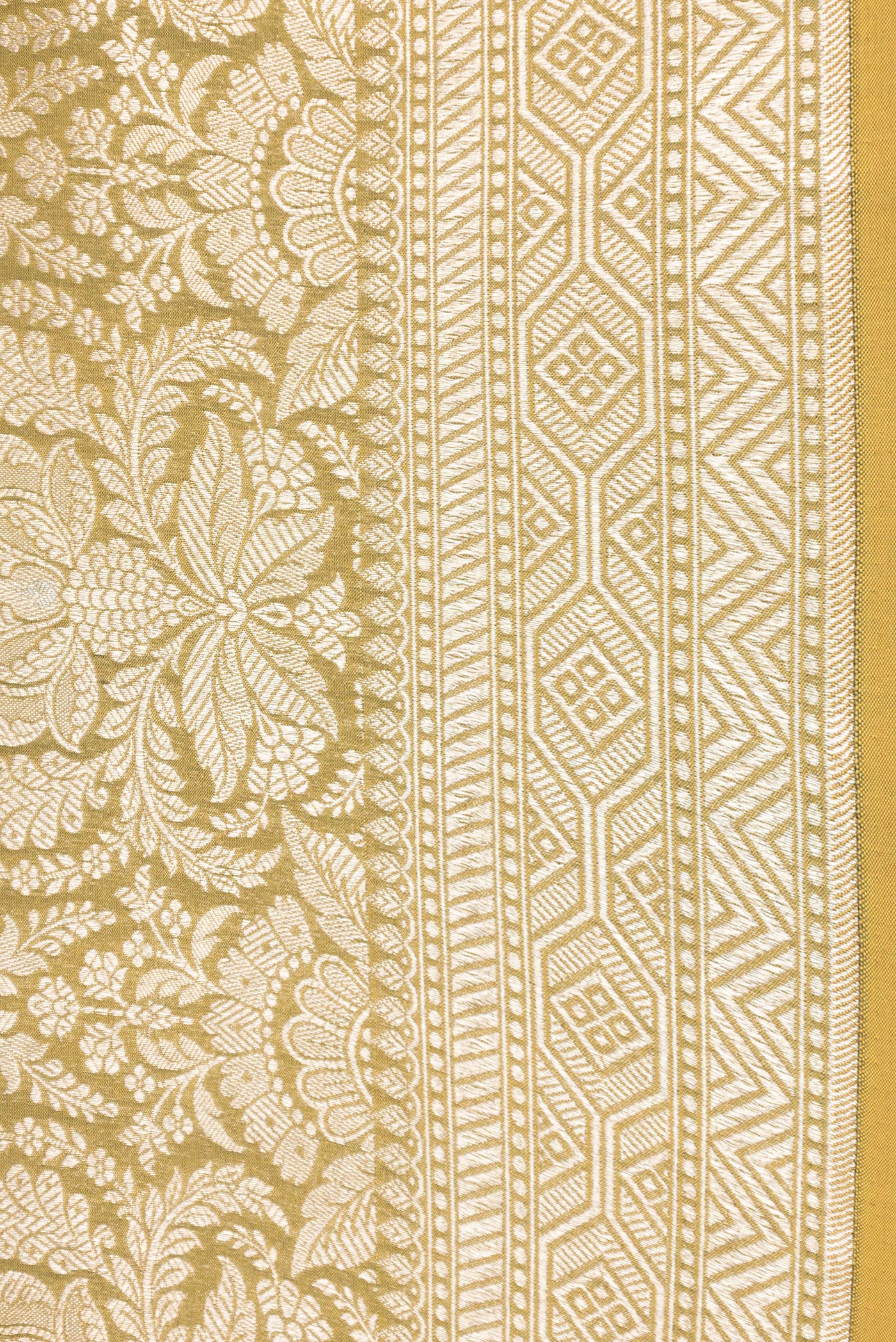 Mehandi Green Banarasi Silk Saree - Image 3