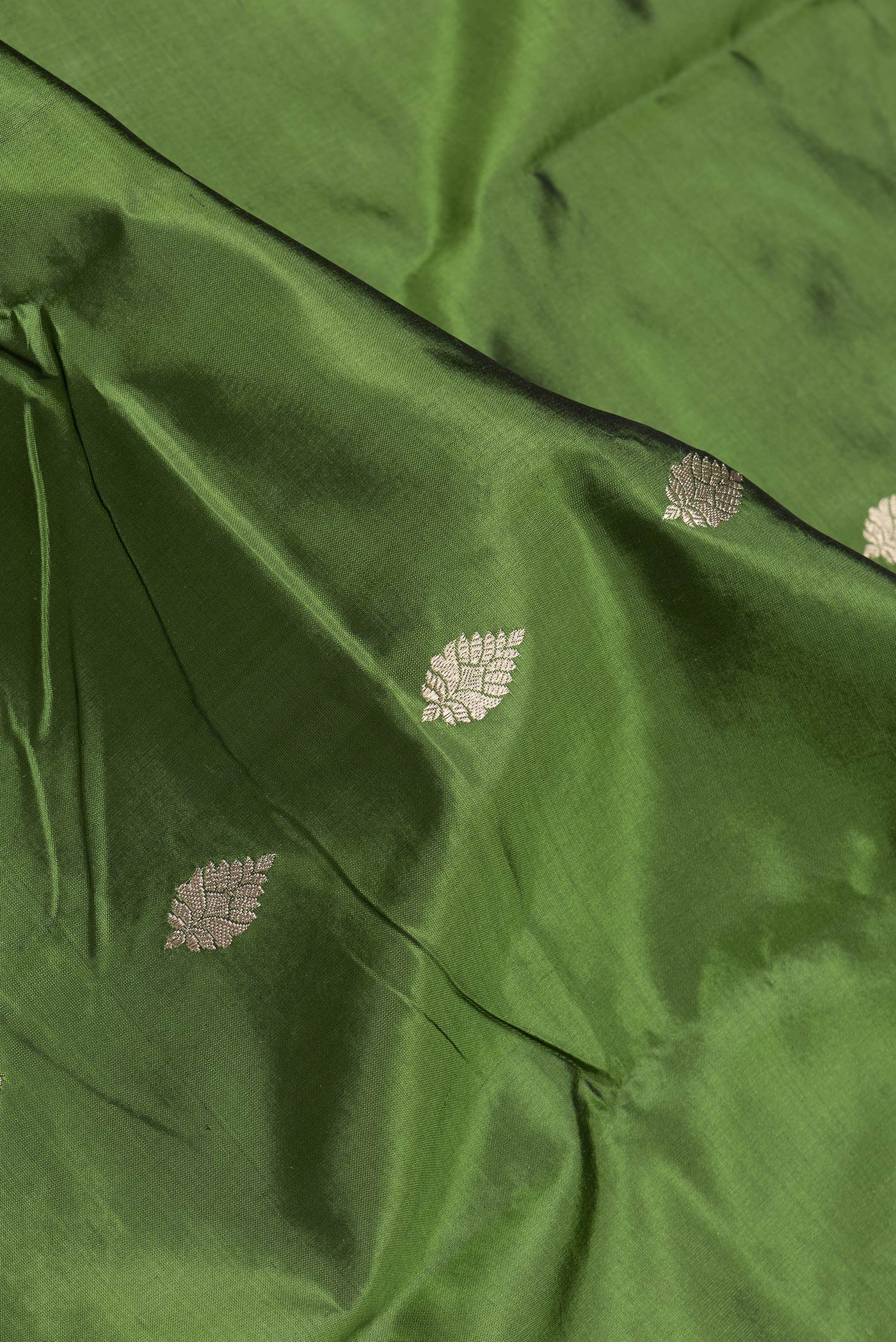 Green Banarasi Katan Silk Saree - Image 2