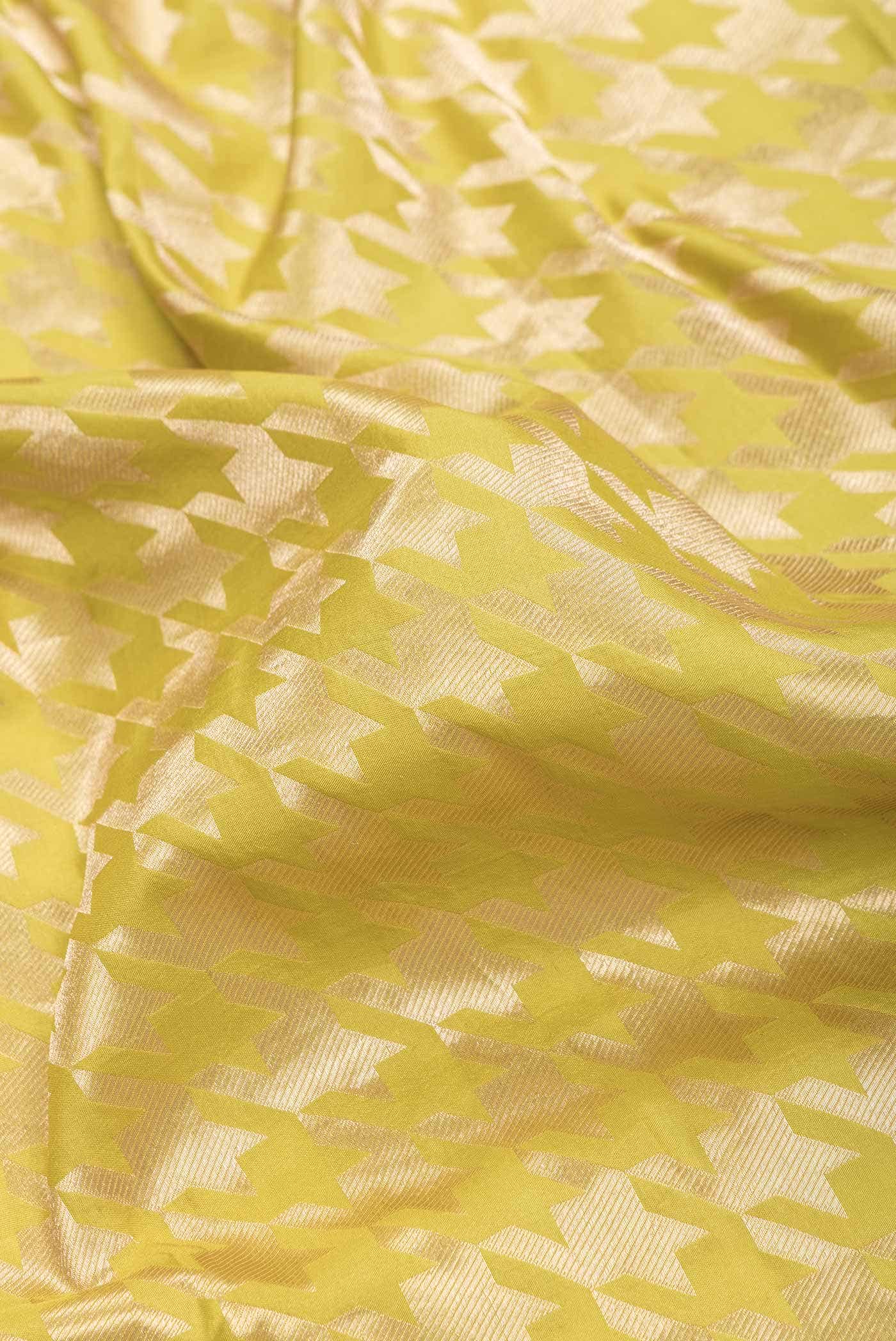 Mehandi Green Dual Tone Banarasi Silk Saree - Image 3