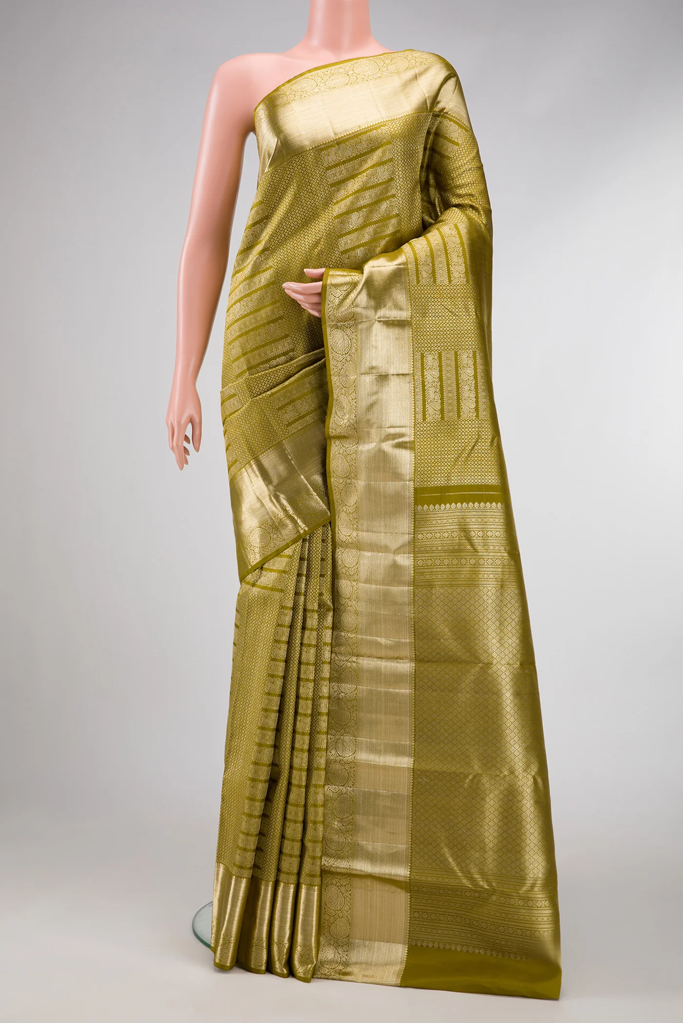 Mehandi Green Kanchipuram Silk Saree