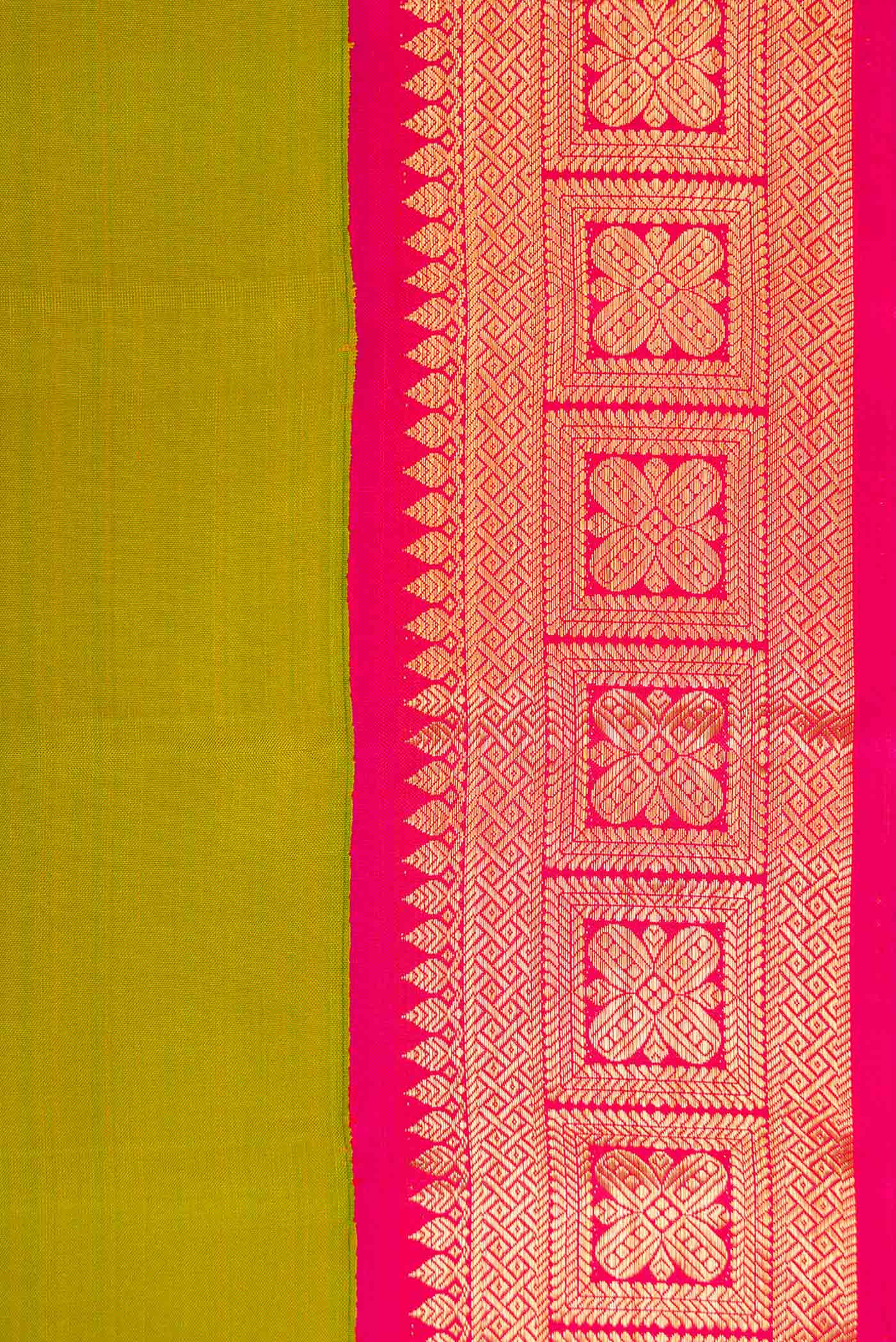 Mehandi Green Dual Tone Kanjivaram Silk Saree - Image 3