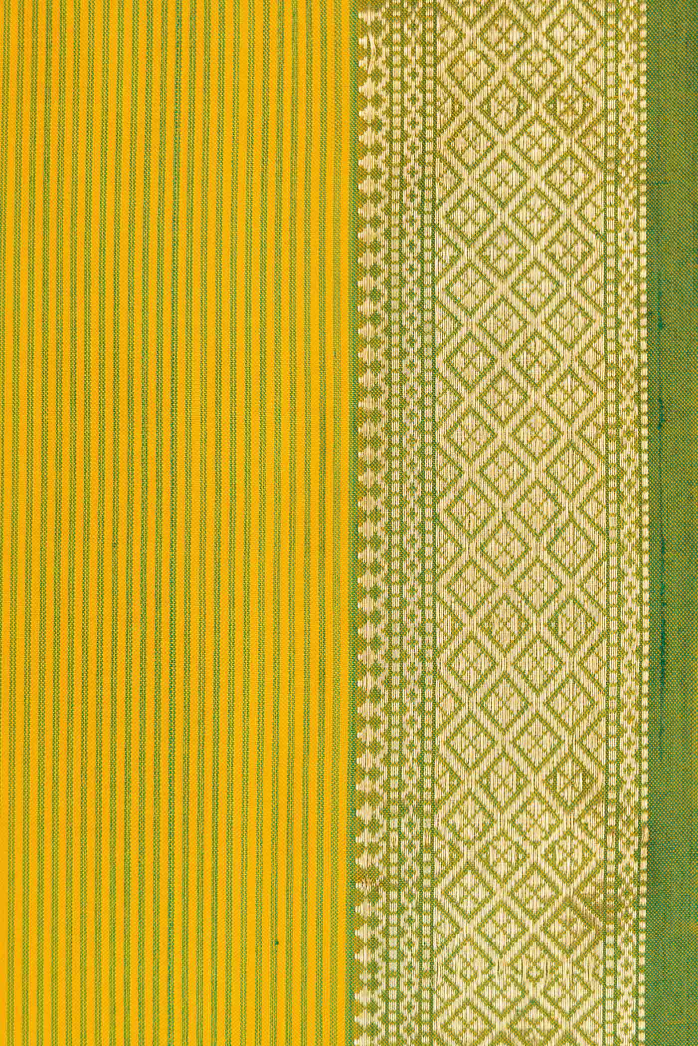 Mehandi Green Dual Tone Maheshwari Silk Saree - Image 3