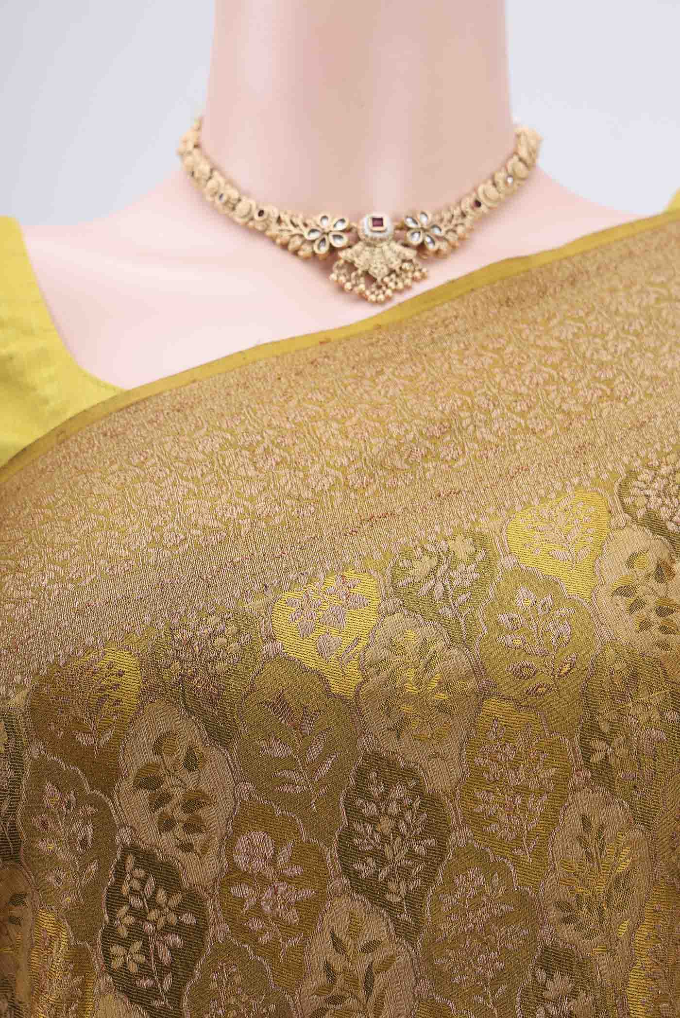 Mehandi Green Mysore Crepe Saree - Image 2
