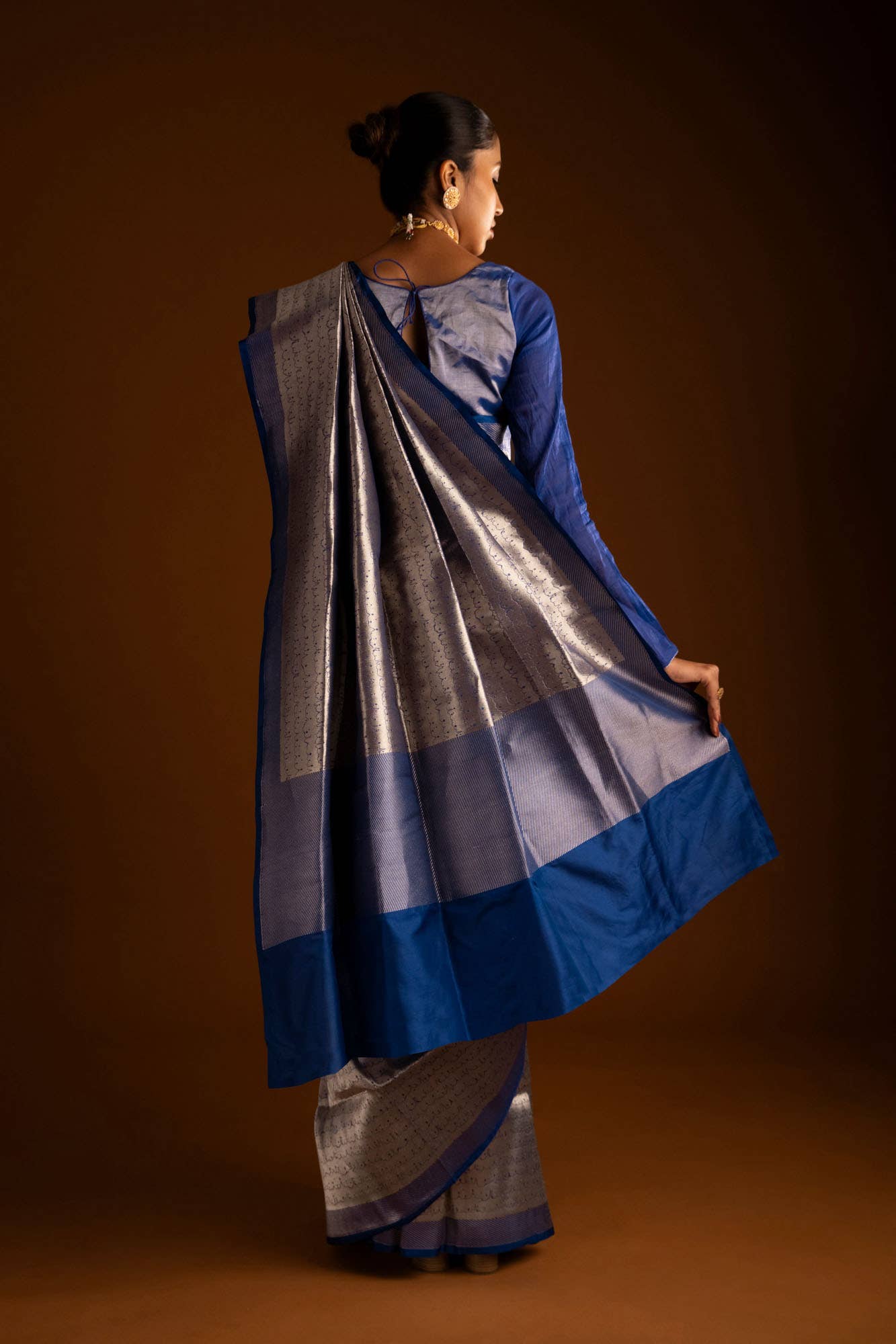 Molten-Blue Banarasi Silk Saree - Image 5