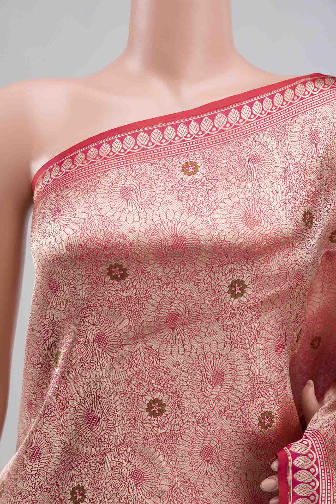 Mor-Red Banarasi Silk Saree - Image 4