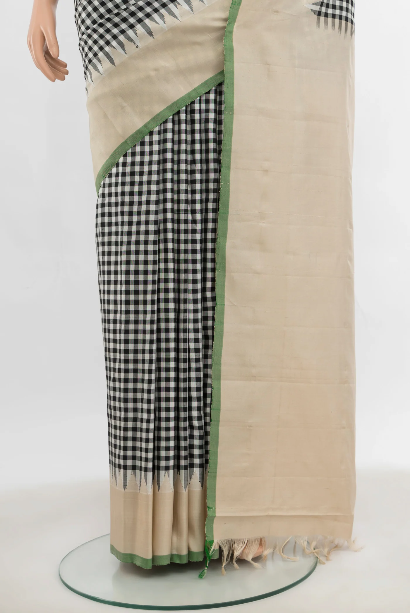 Multi Color Gadwal Silk Saree - Image 3