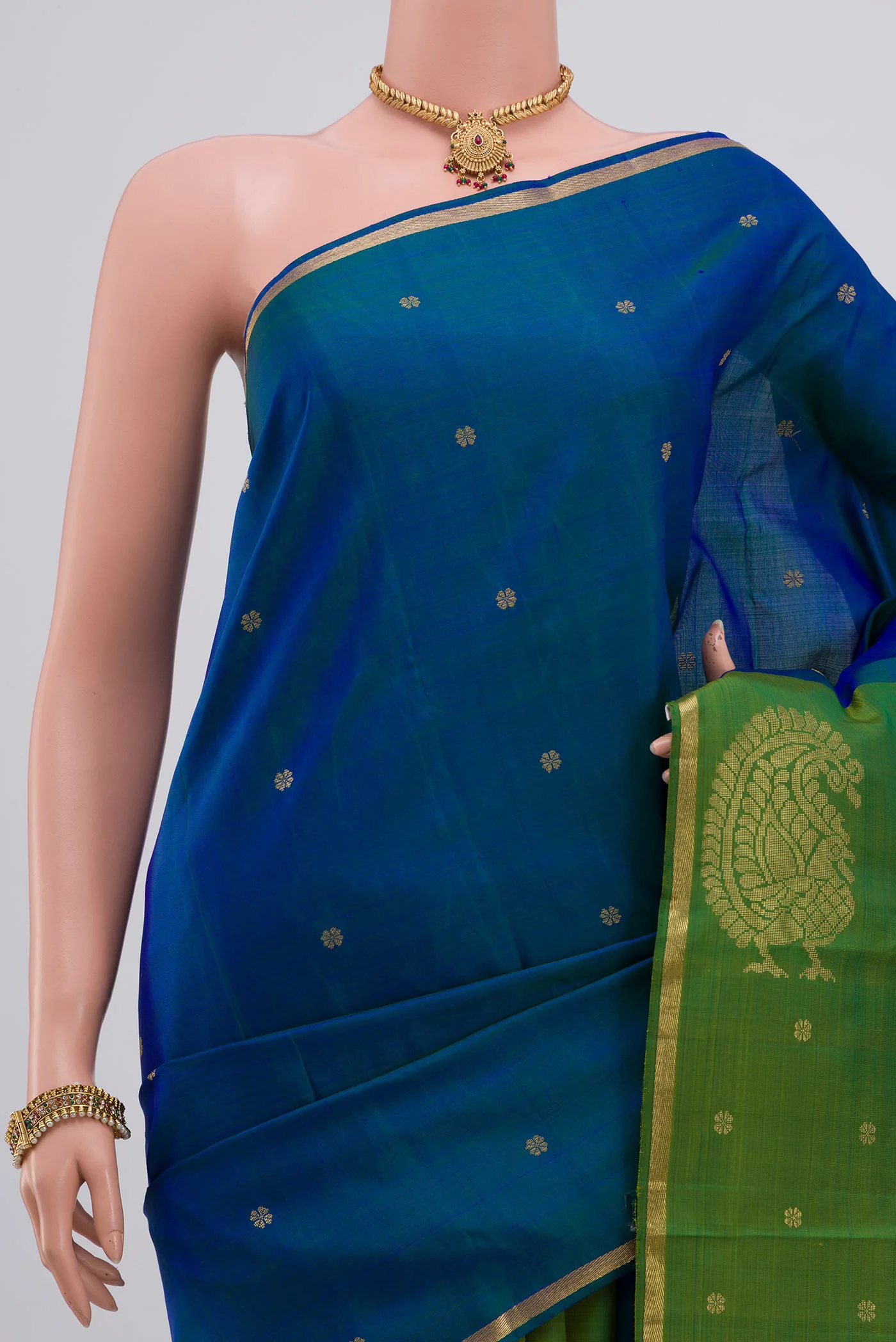 Pure Silk Pure Zari Multi Color Kanchipuram Saree - Image 2