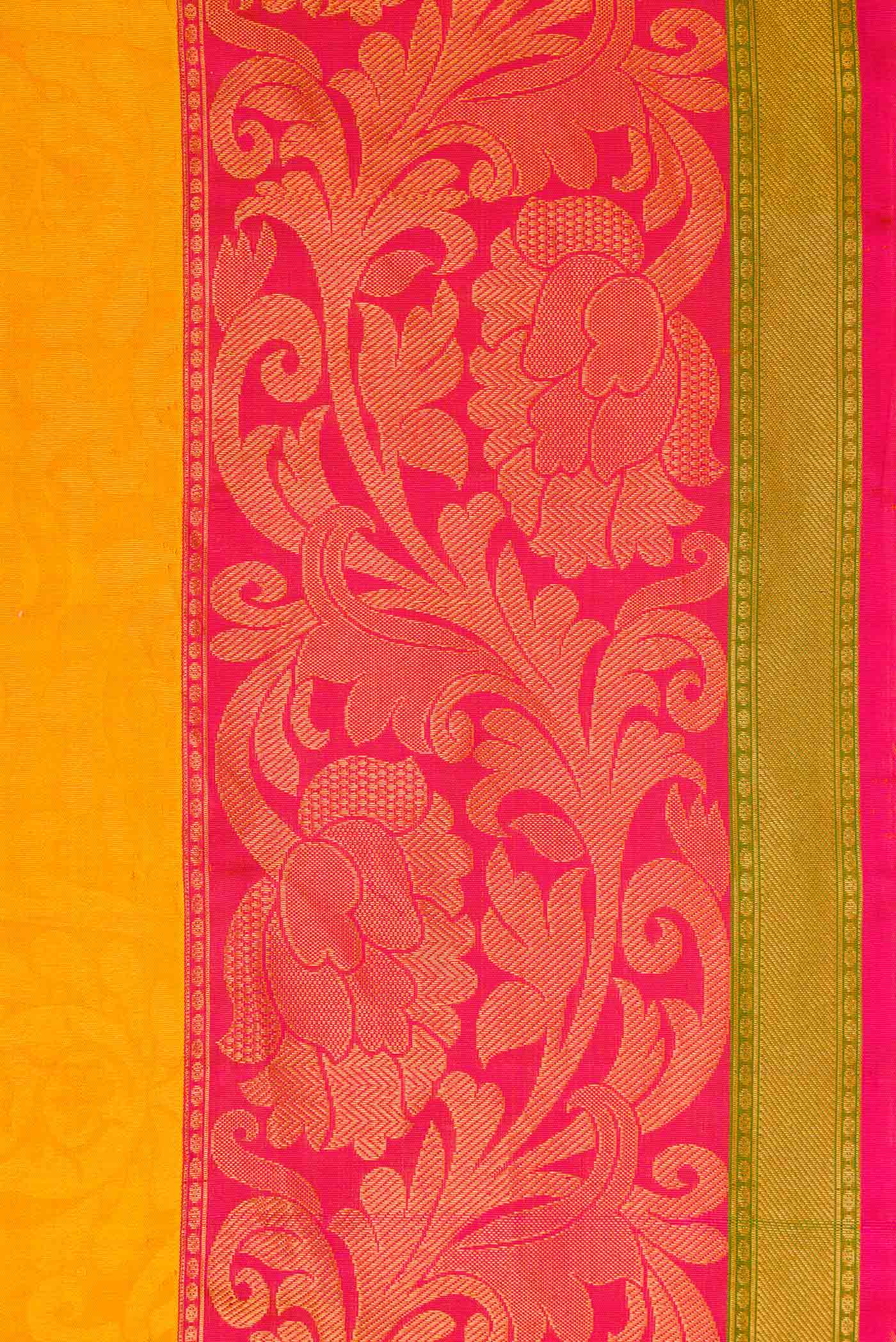 Mustard Dual Tone Gadwal Silk Saree - Image 3