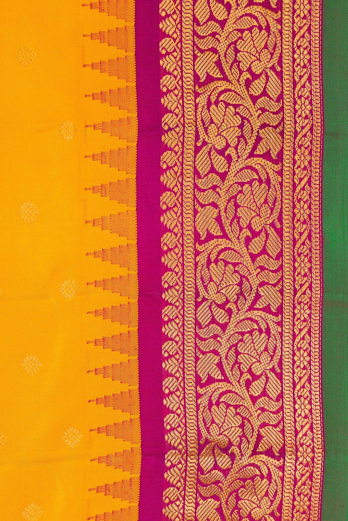 Yellow Gadwal Silk Saree - Image 3