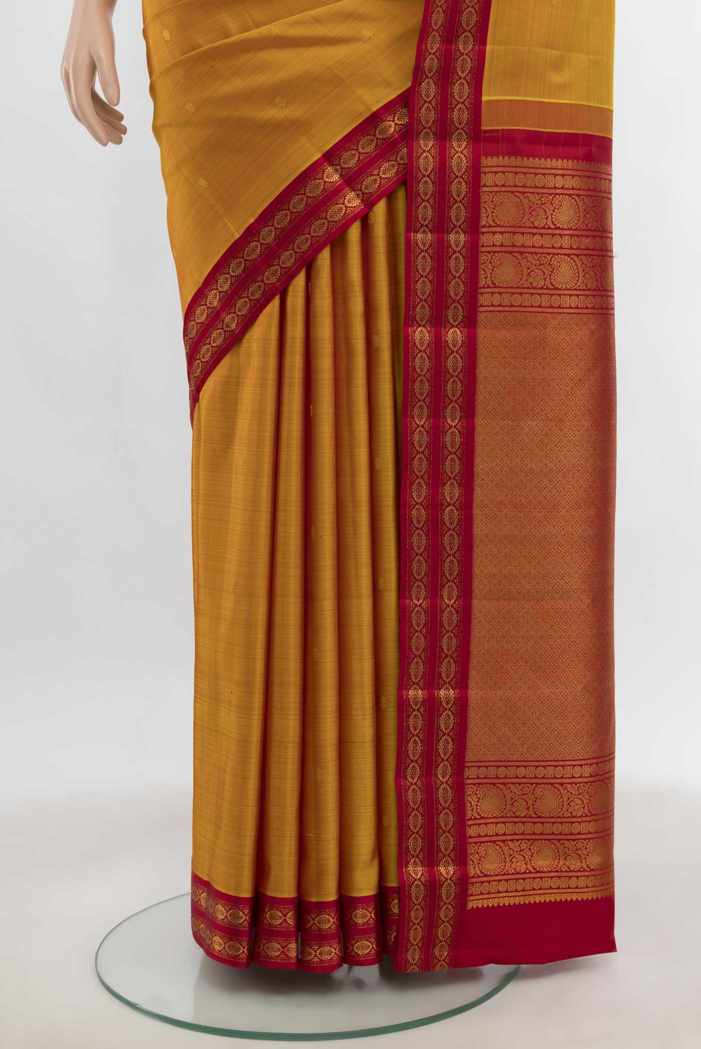 Golden Peach Kanchipuram Silk Saree - Image 3