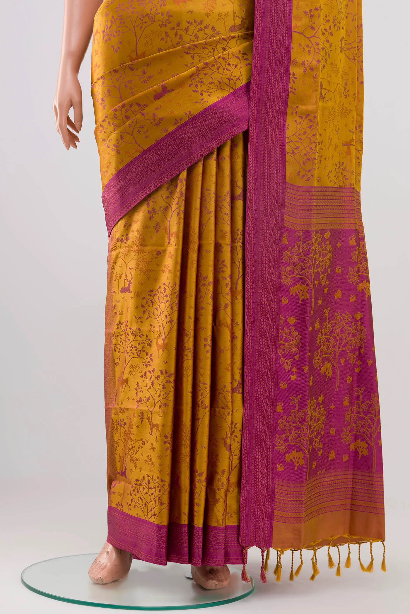 Mustard Soft Silk Saree - Image 3