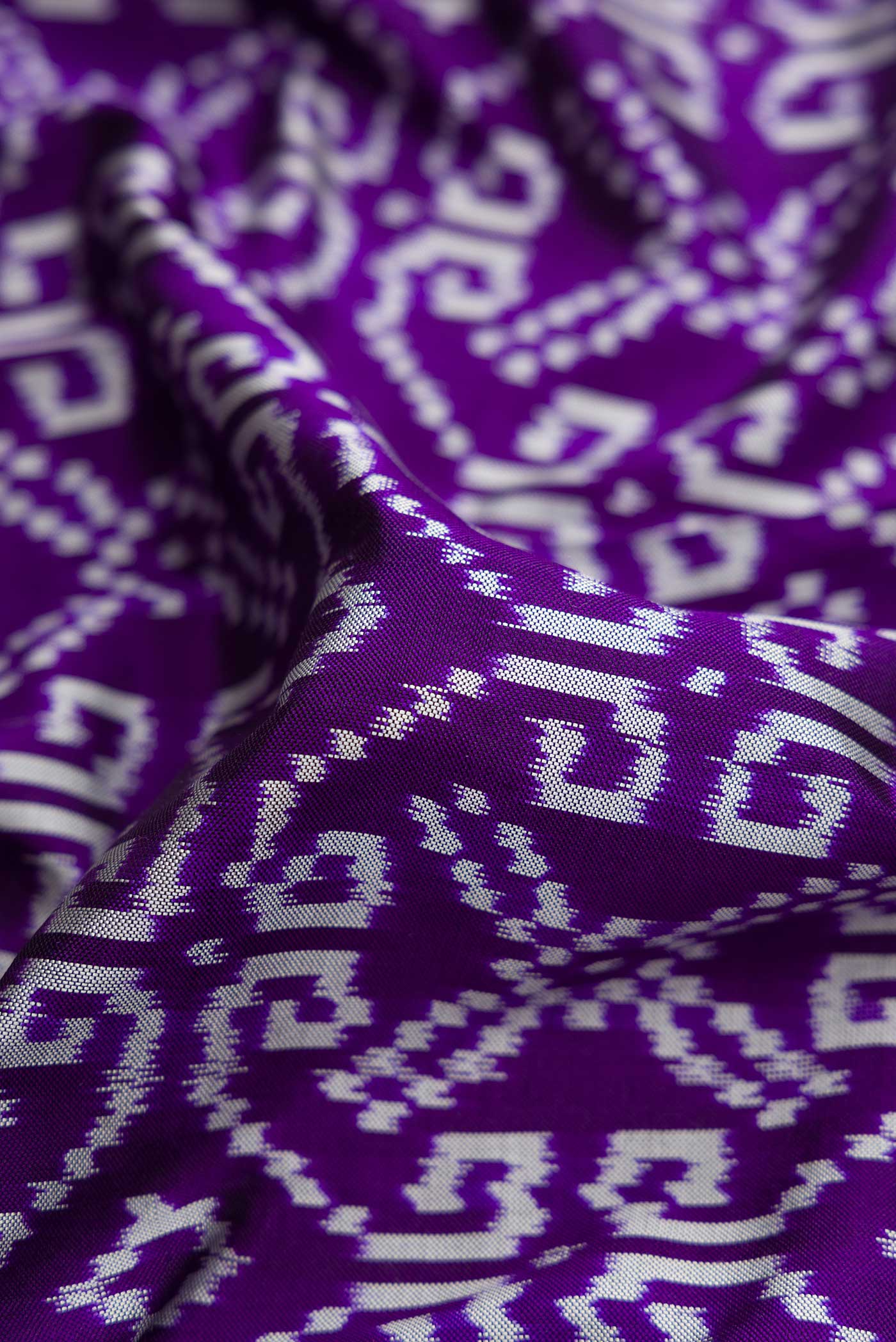 Dark Blue Pochampally Silk Saree - Image 3