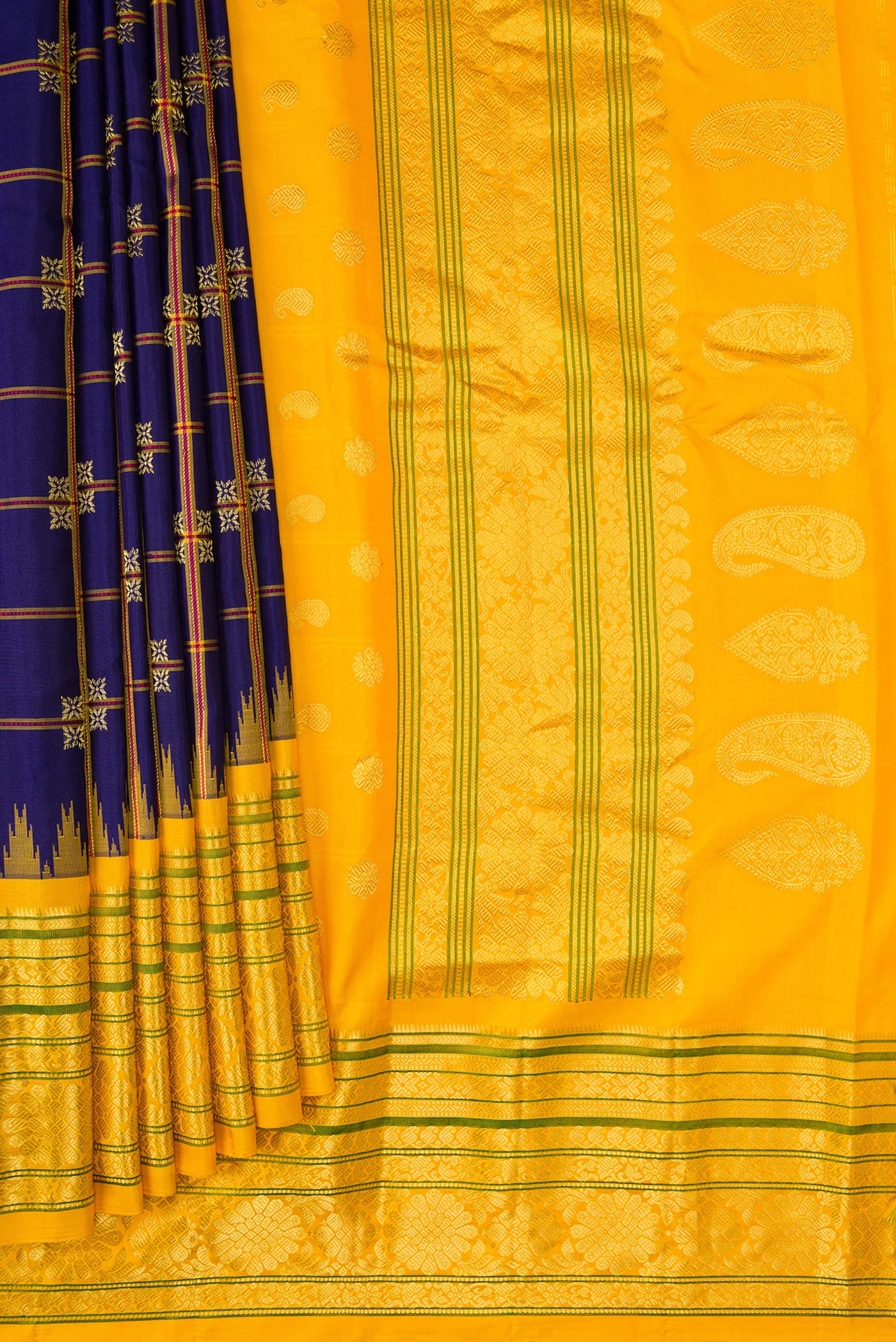 Dark Blue Gadwal Silk Saree - Image 4