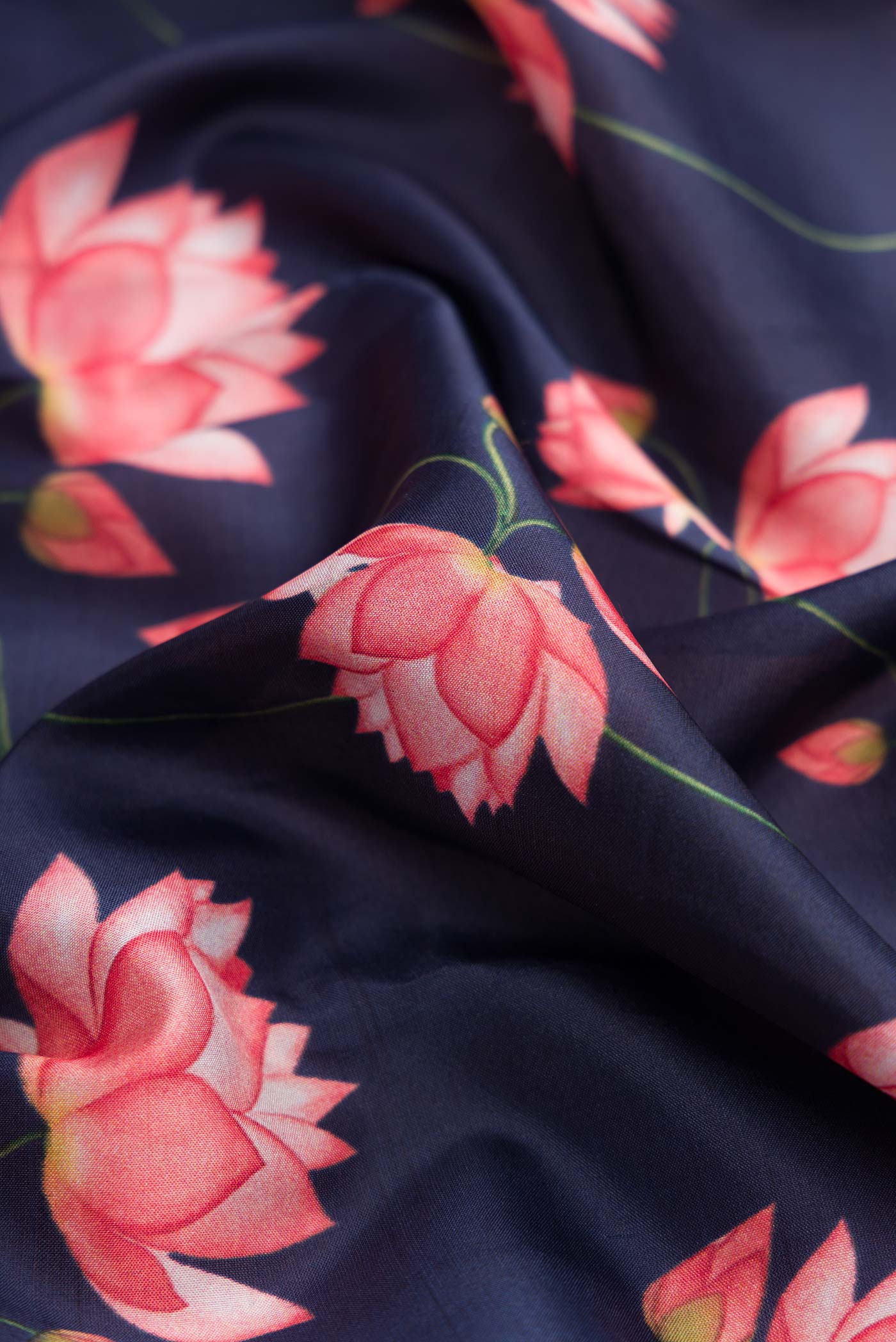 Navy Blue Dual Tone Kanchipuram Silk Saree - Image 2