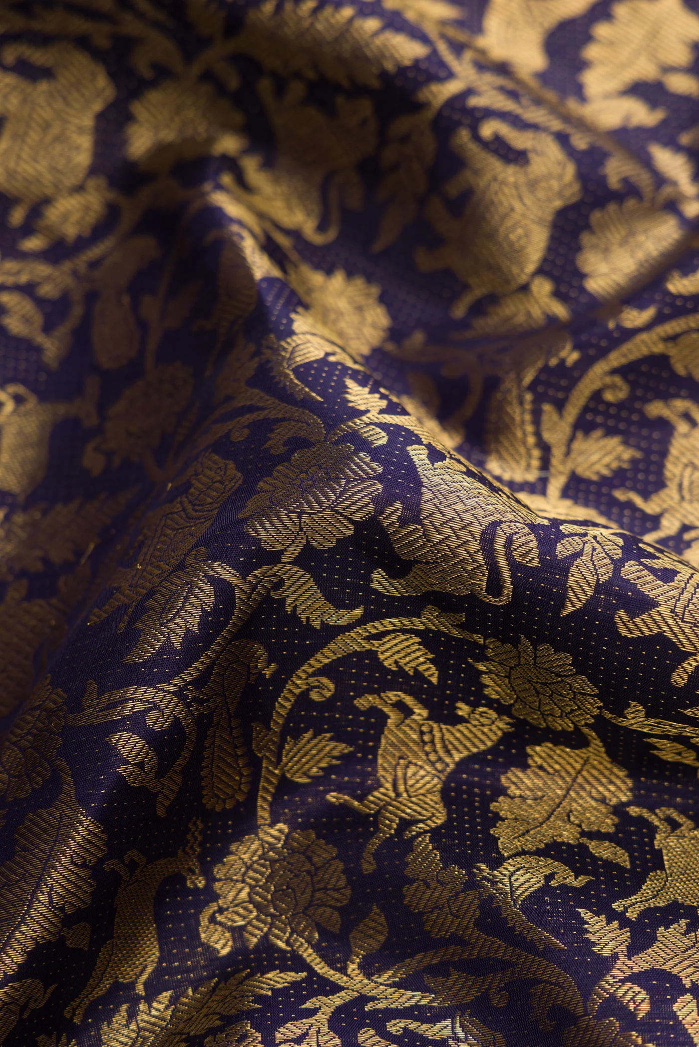 Navy Blue Kanchipuram Silk Saree - Image 2