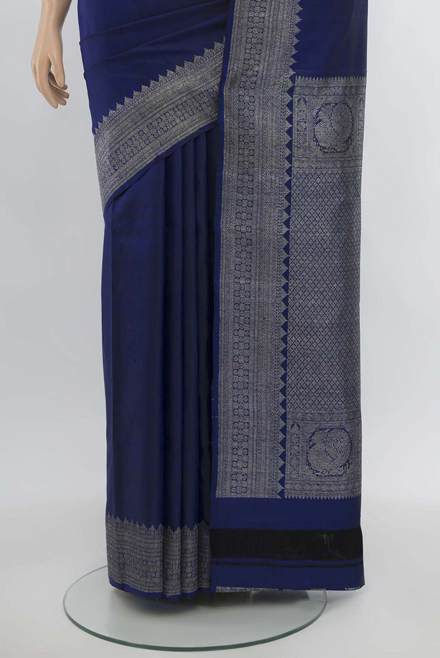 Navy Blue Kanjivaram Silk Saree - Image 3