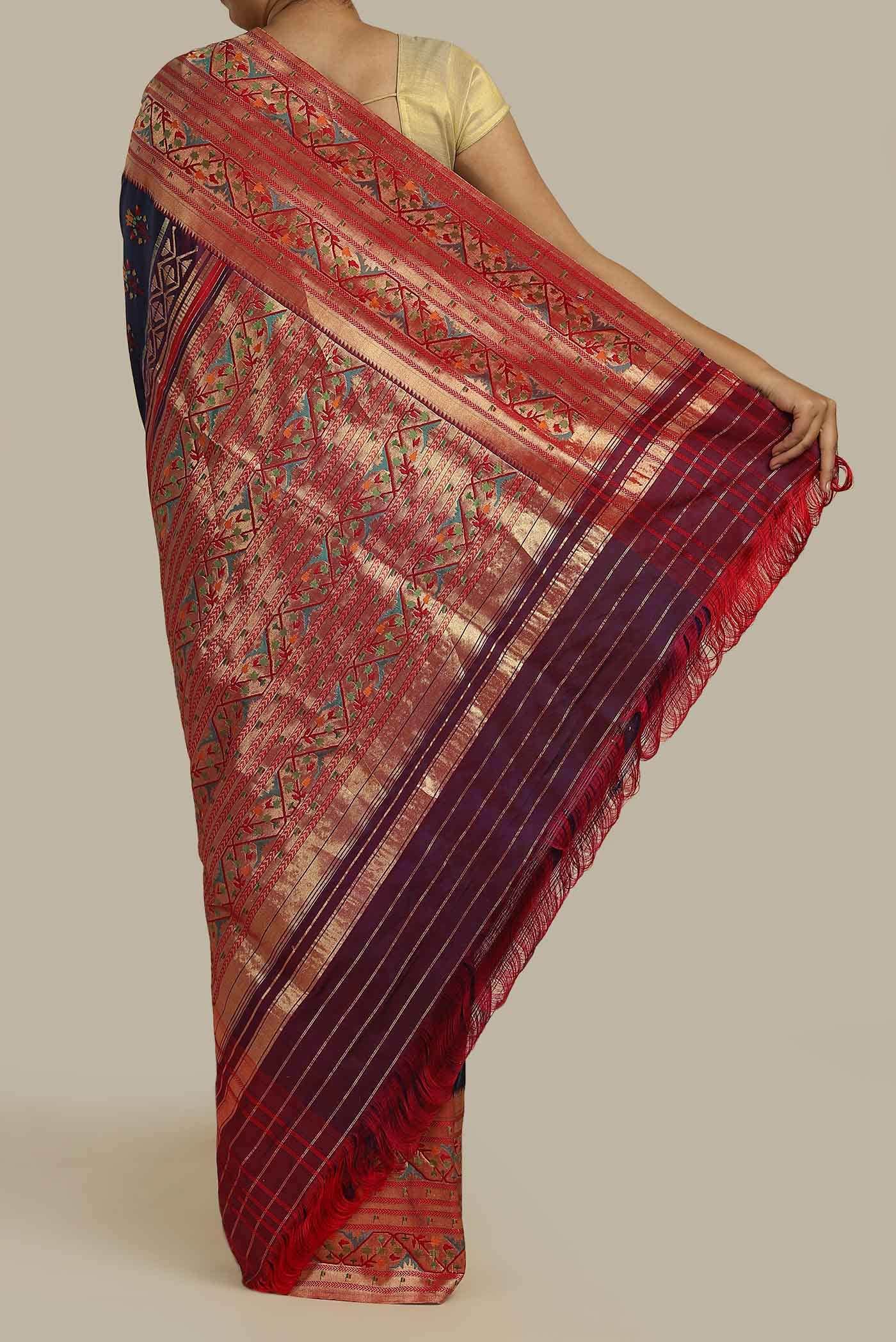 Pure Silk Pure Zari Navy Blue Paithani Saree - Image 2