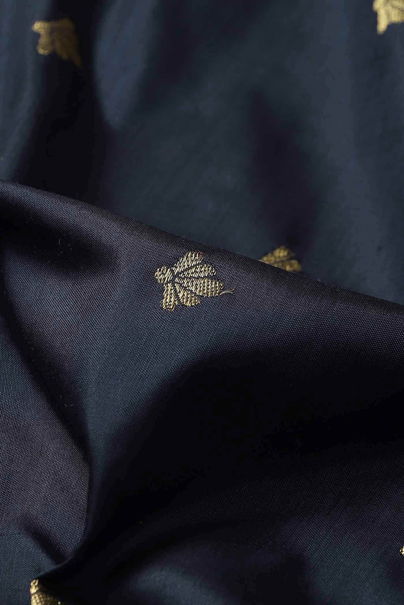 Pure Silk Pure Zari Navy Blue Paithani Saree - Image 3