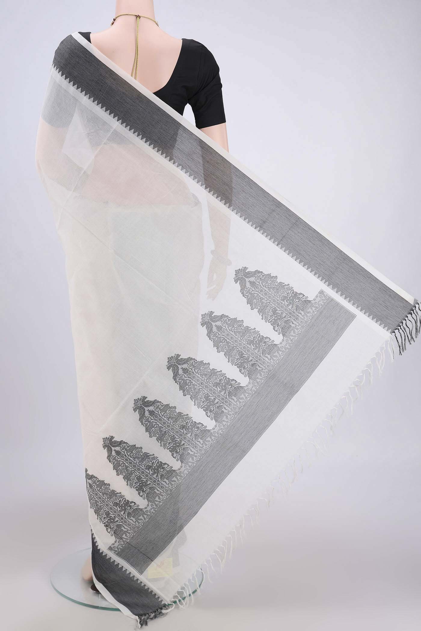 White Coimbatore Cotton Saree - Image 3