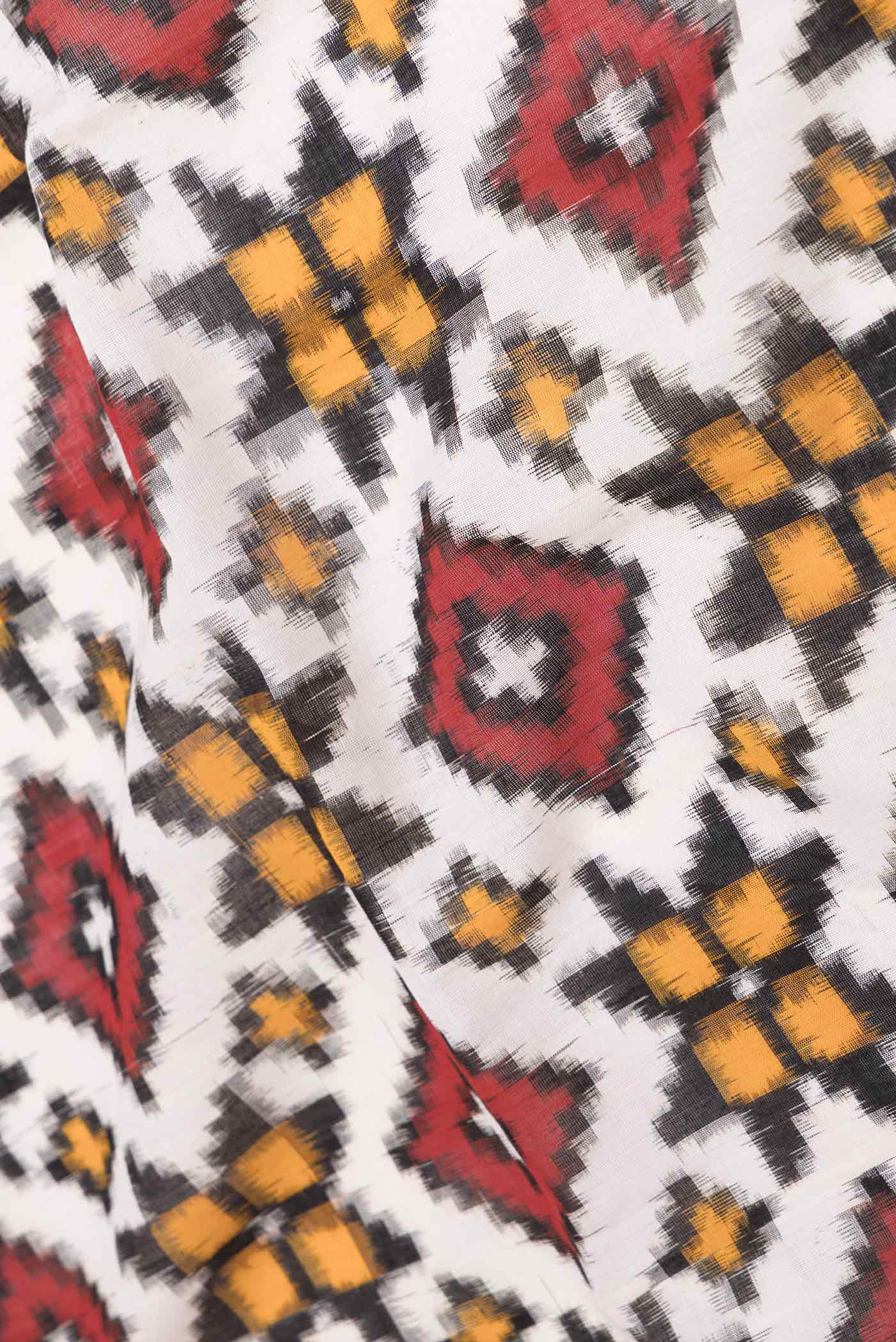 Off White Dual Tone Double Ikat Saree - Image 2