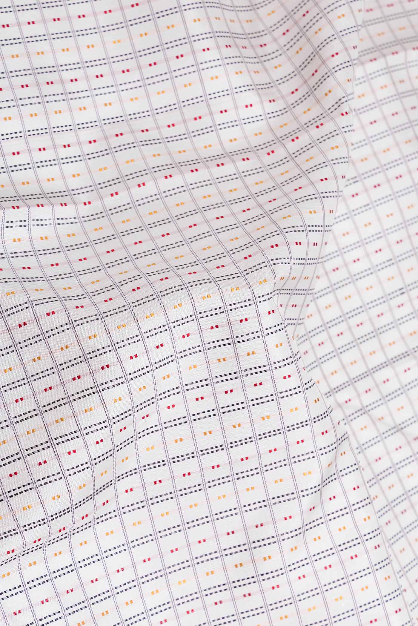 Off White Dual Tone Kanchipuram Saree - Image 2