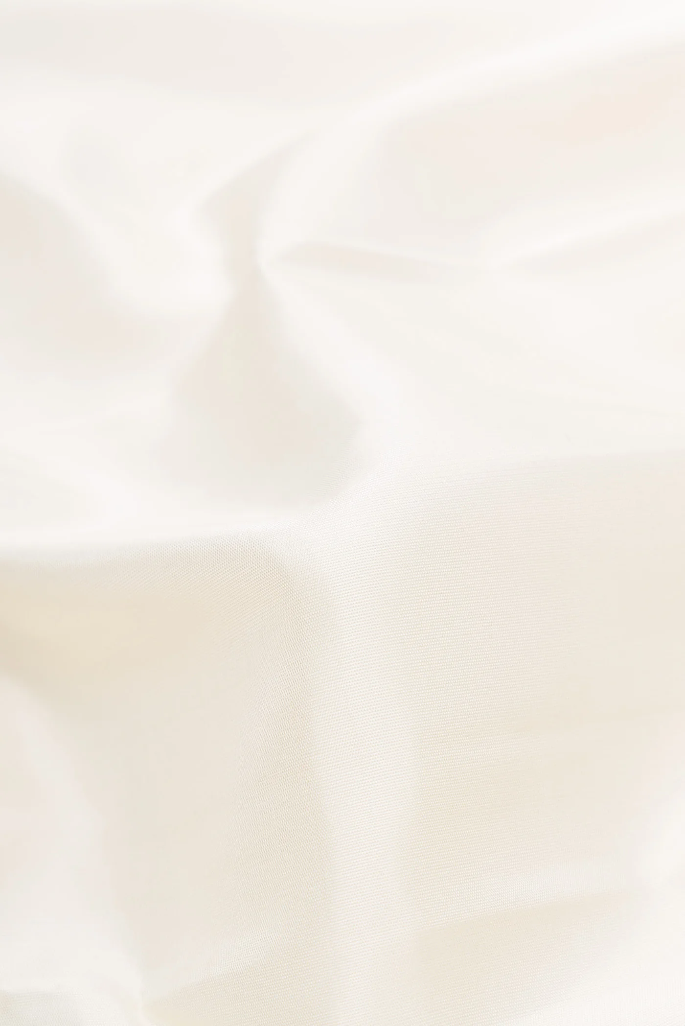Off White Dual Tone Kanjivaram Silk Saree - Image 2