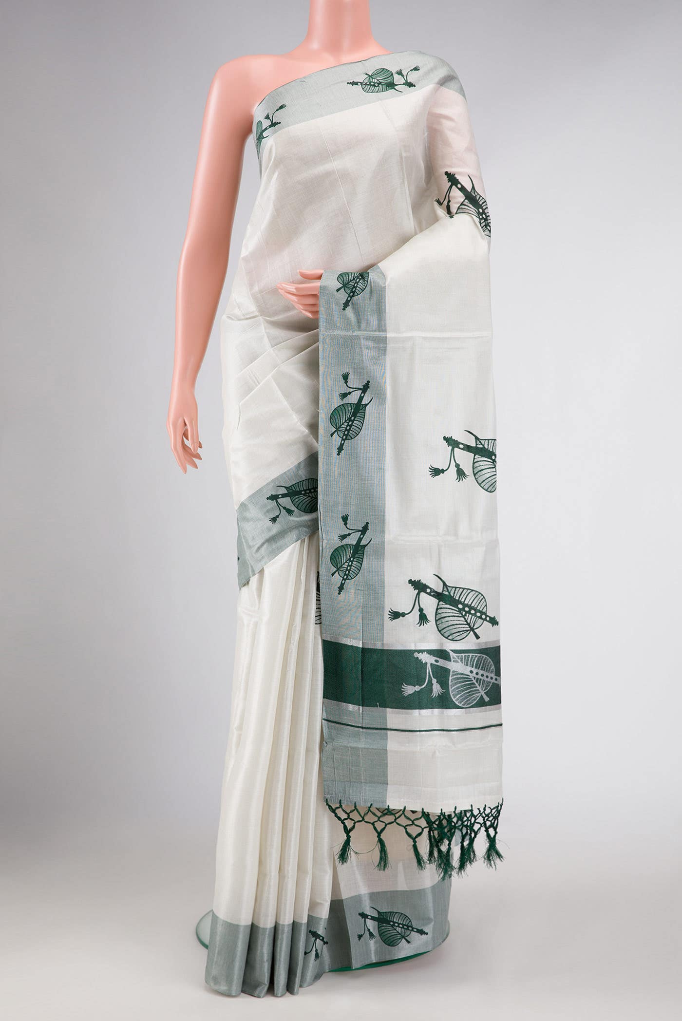 Off White Dual Tone Kerala Cotton Saree