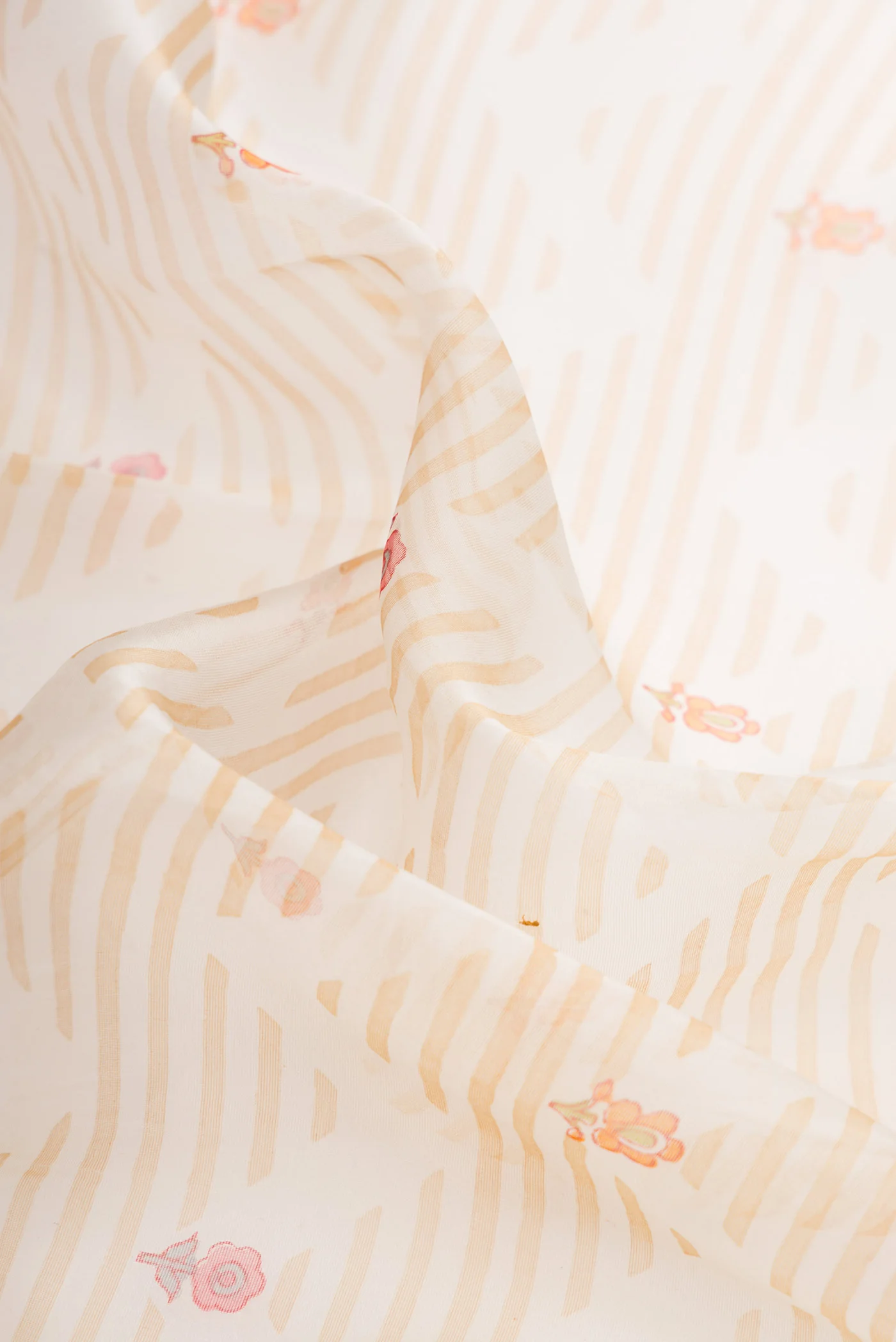 Off White Organza Silk Saree - Image 2