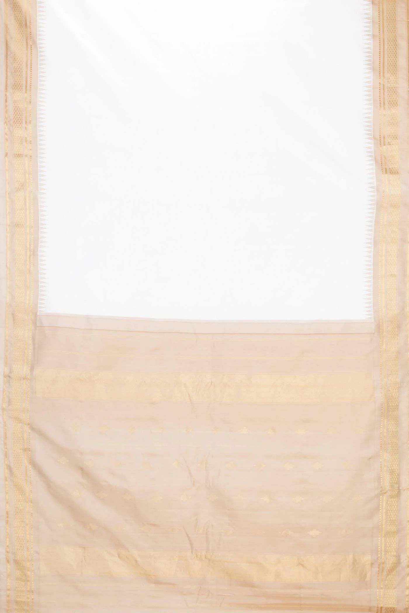 Off White Gadwal Silk Saree - Image 4