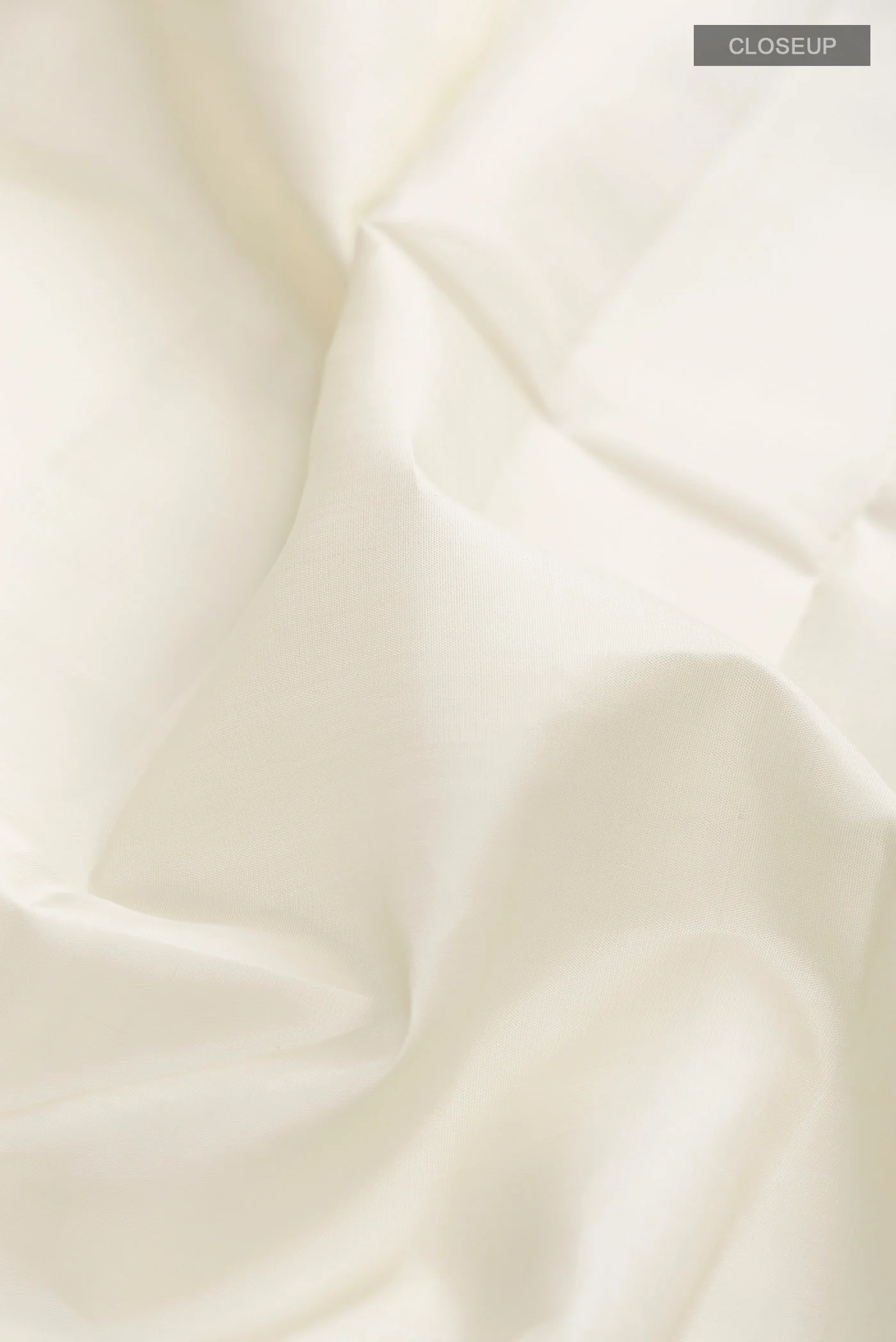 Off White Kanjivaram Silk Saree - Image 2