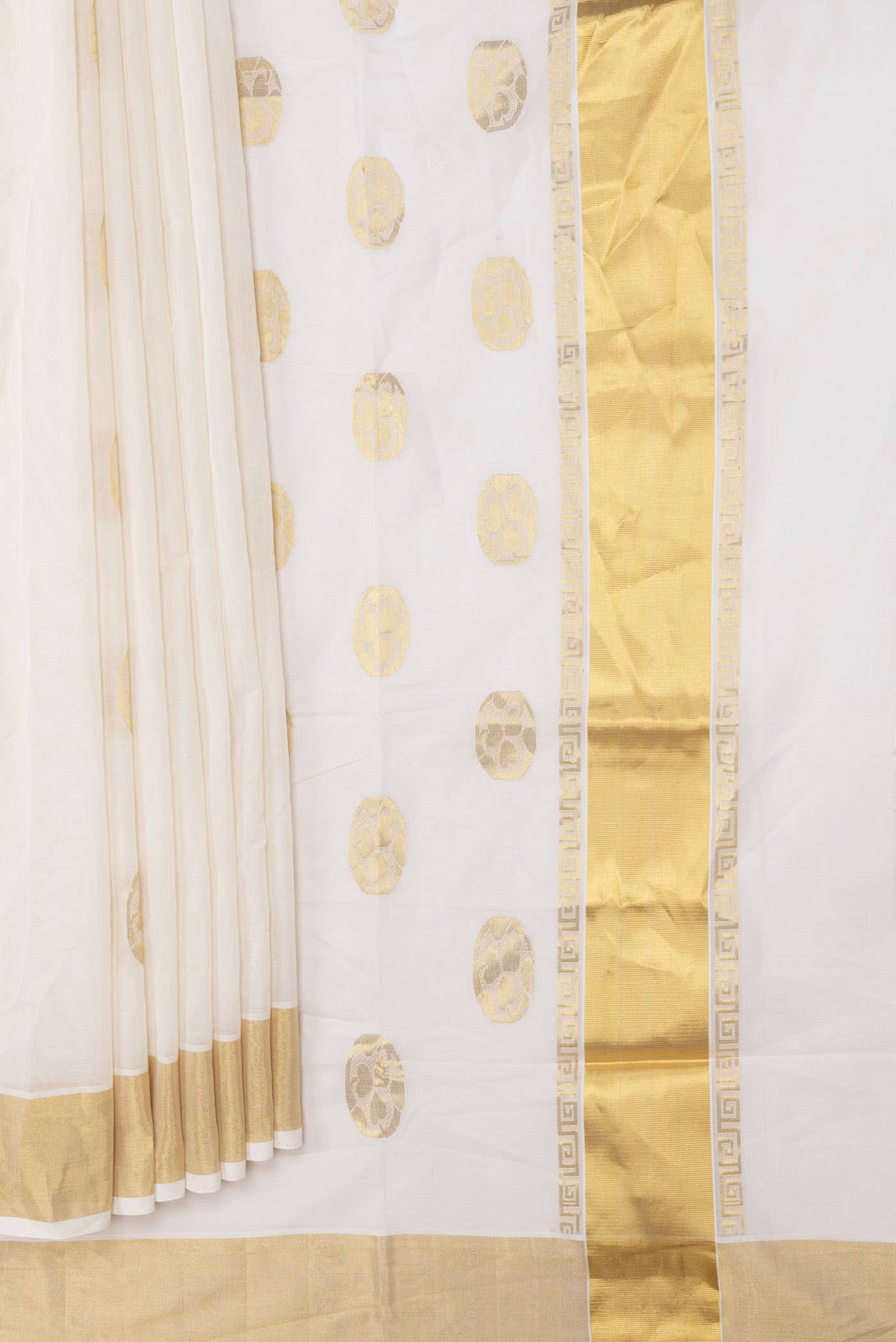 Off White Kerala Cotton Saree - Image 2
