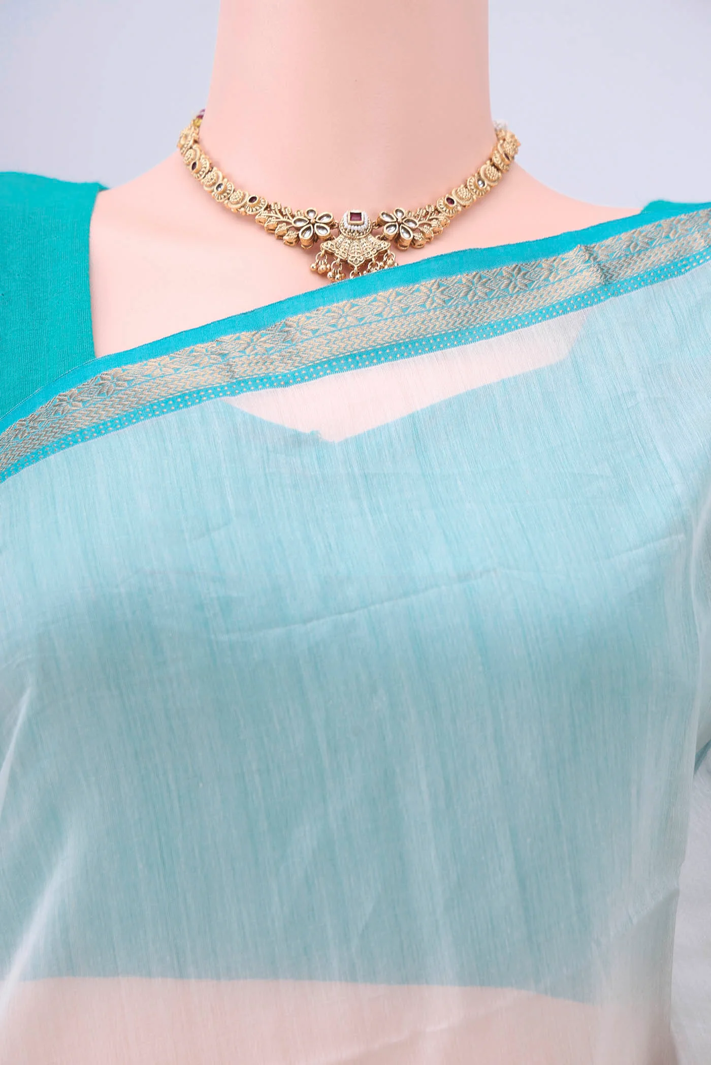 Off White Maheshwari Silk Cotton Saree - Image 2