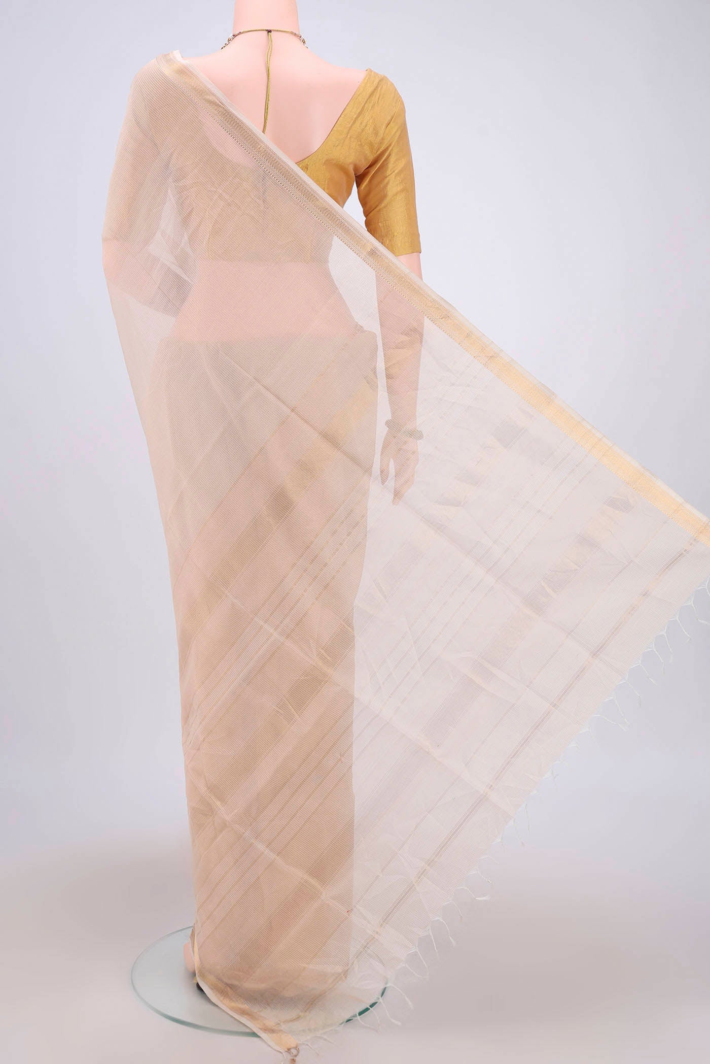 Off White Maheshwari Silk Cotton Saree - Image 3