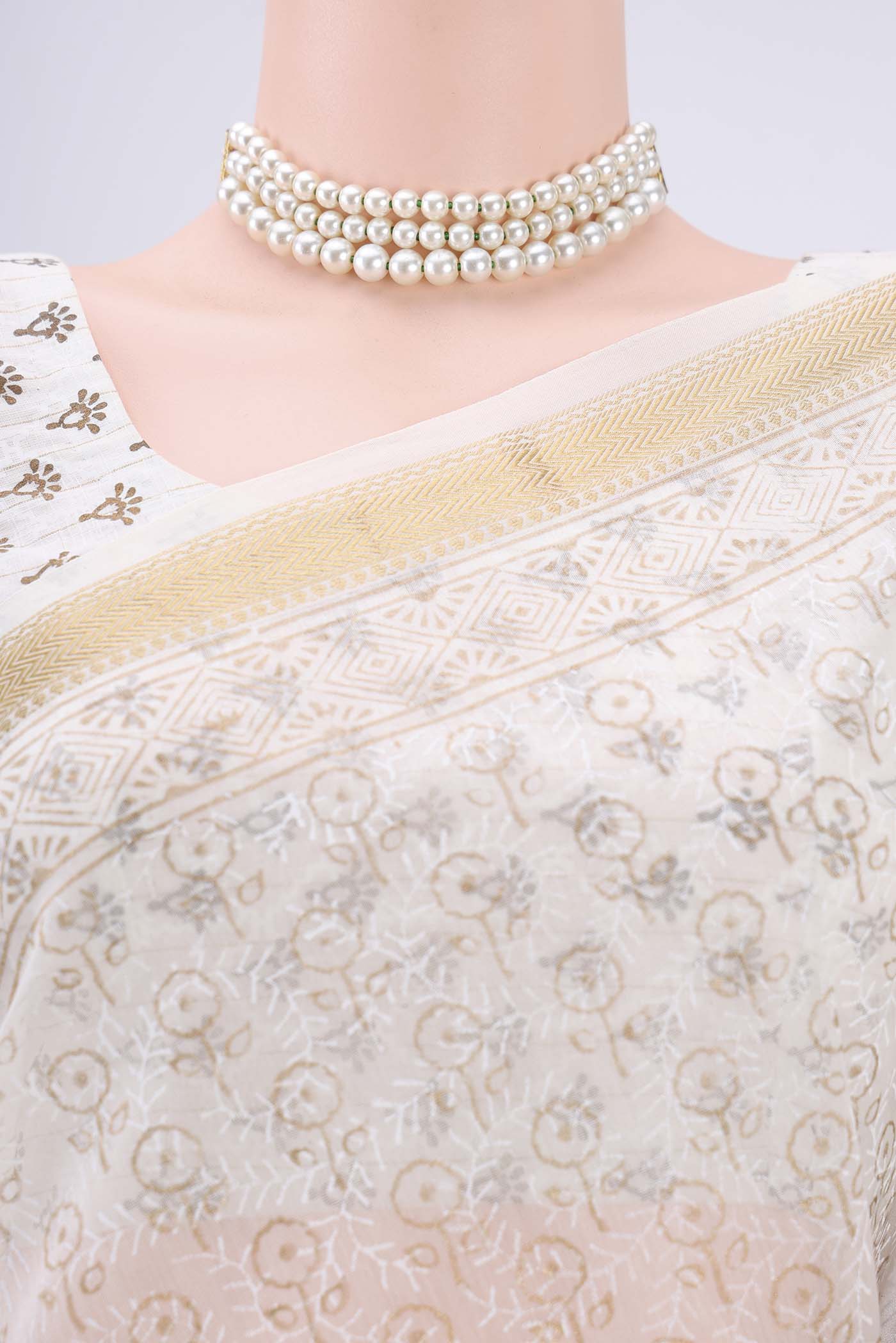 Off White Maheshwari Silk Cotton Saree - Image 2