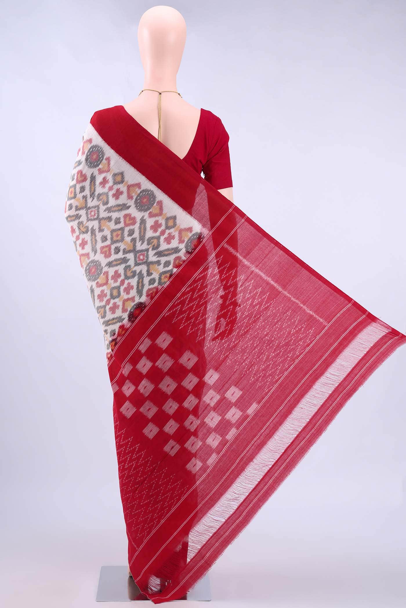 Off White Pochampally Cotton Saree - Image 2
