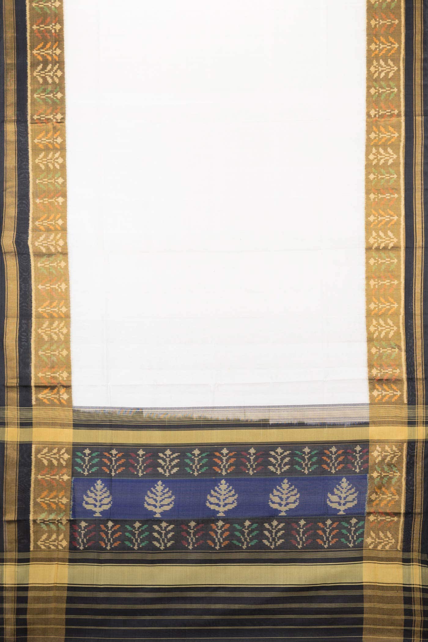 Off White Rajkot Patola Silk Saree - Image 4