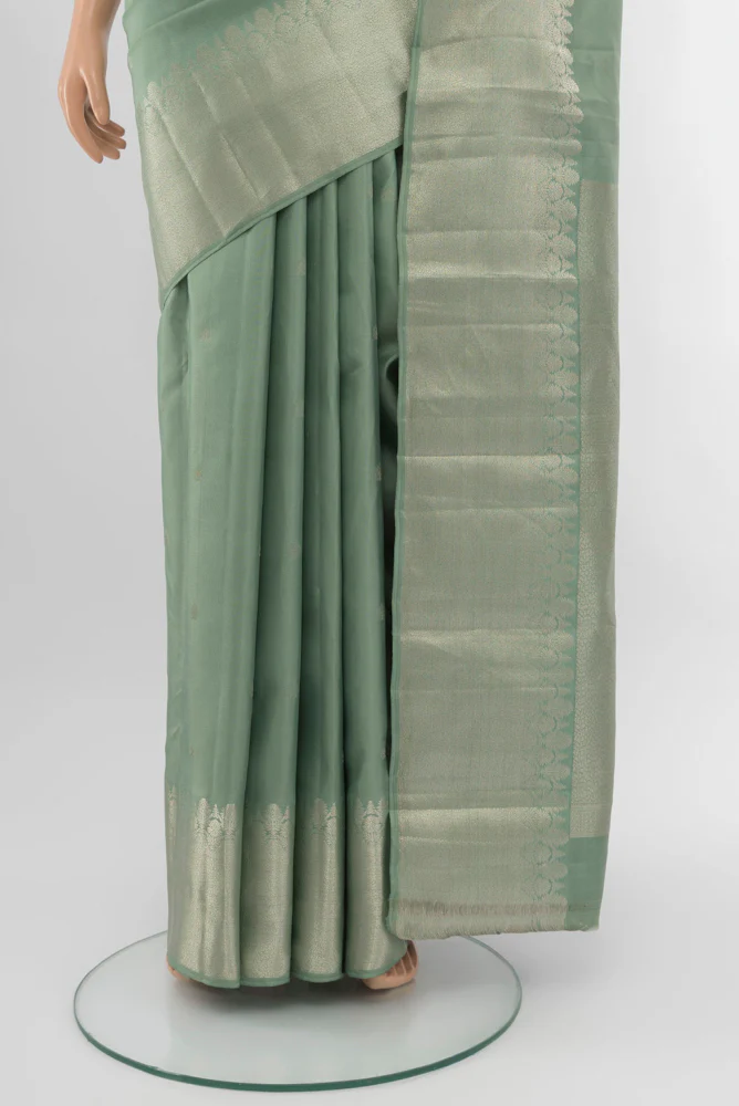 Grey Kanchipuram Silk Saree - Image 3