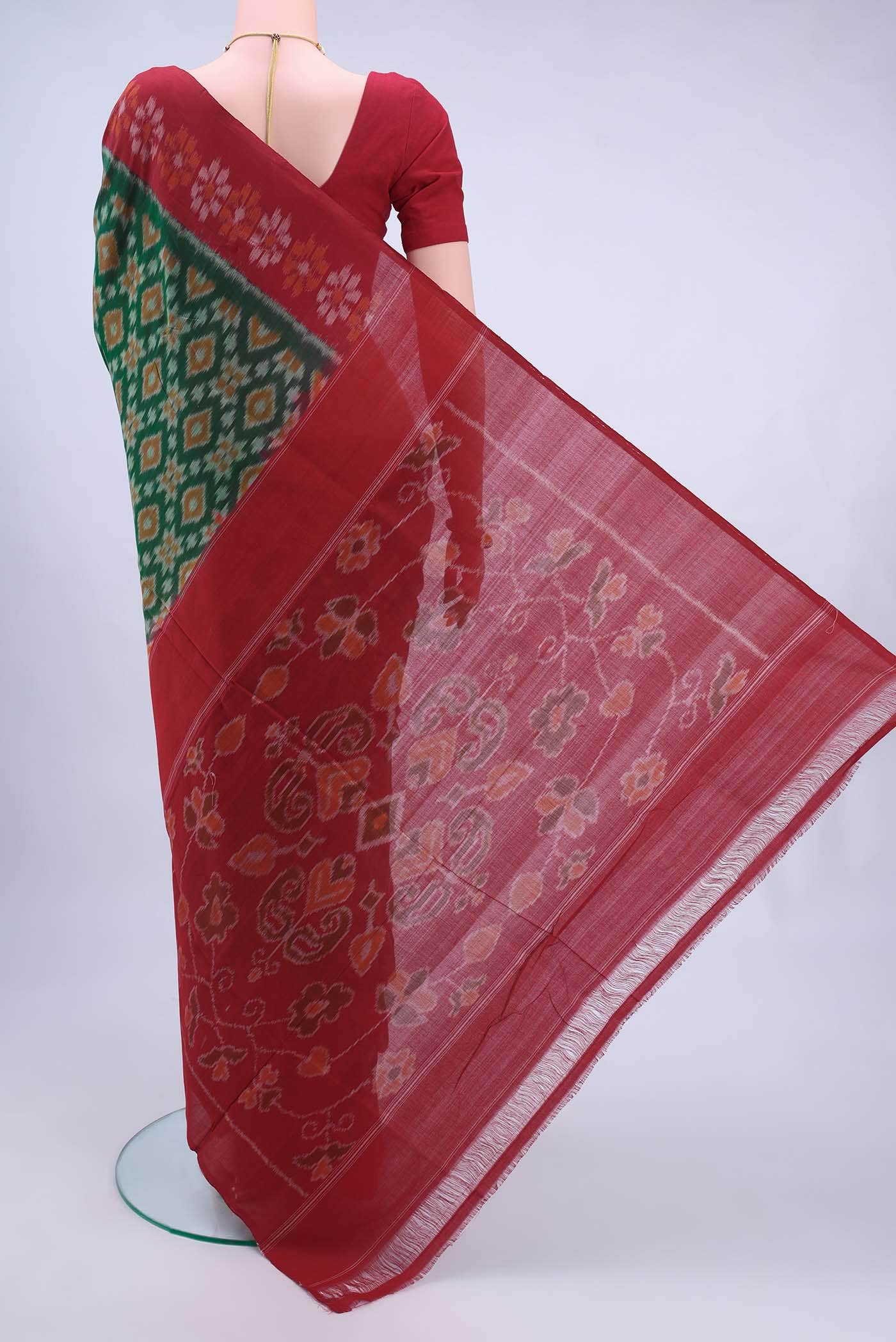 Olive Green Pochampally Cotton Saree - Image 2