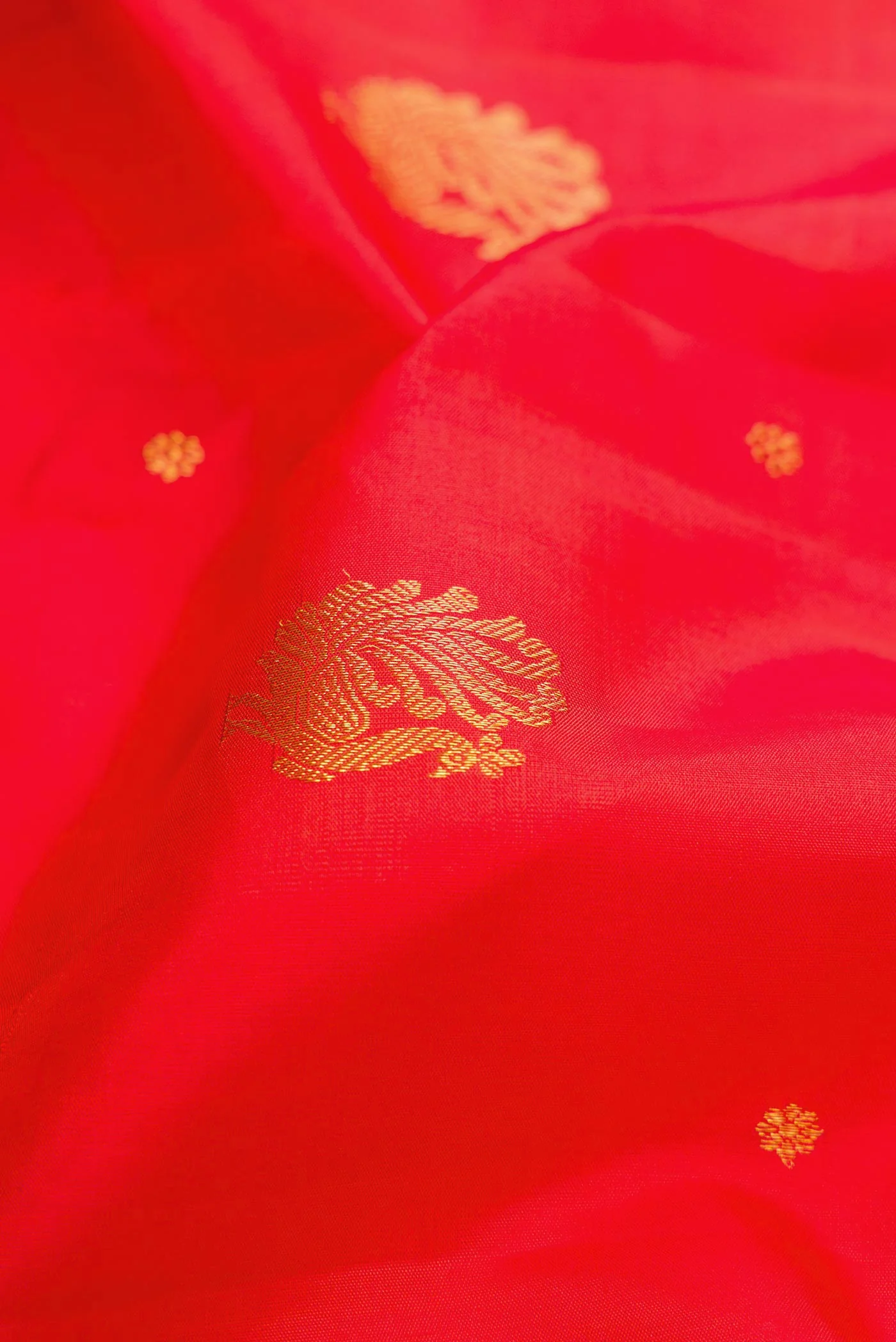 Orange Dual Tone Kanjivaram Silk Saree - Image 2