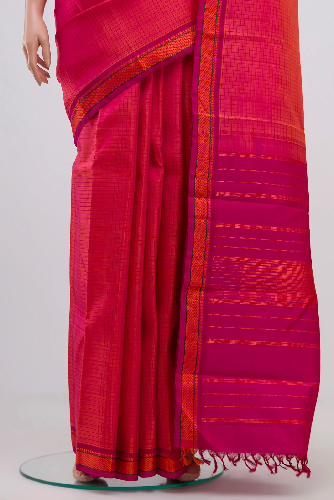 Pink with Orange Color Kanjivaram Silk Saree - Image 3