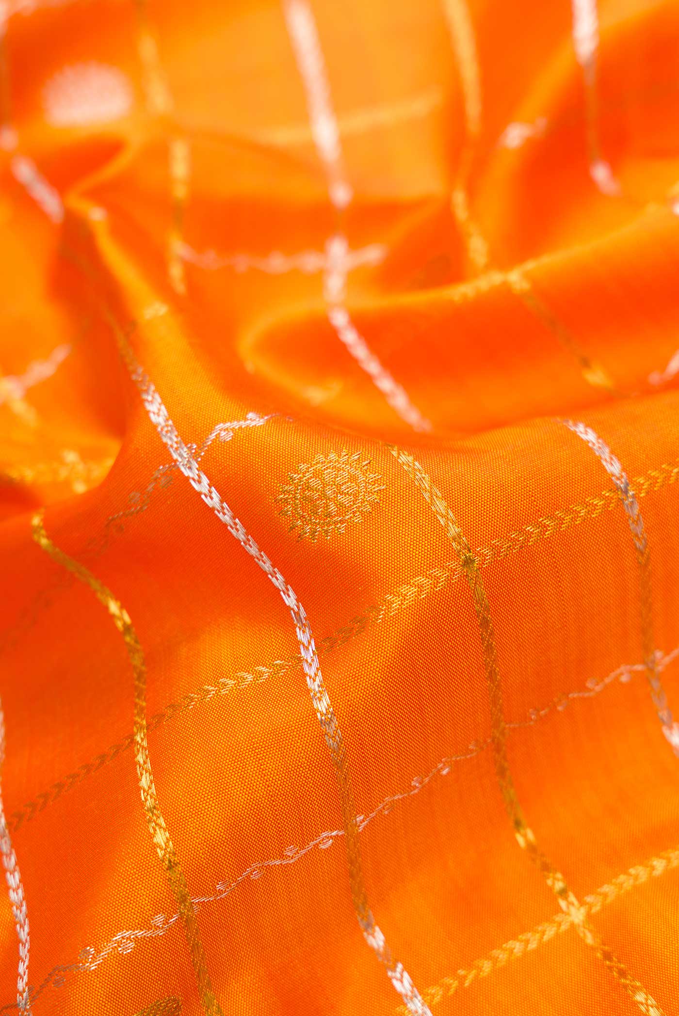 Orange Dual Tone Kanjivaram Silk Saree - Image 2