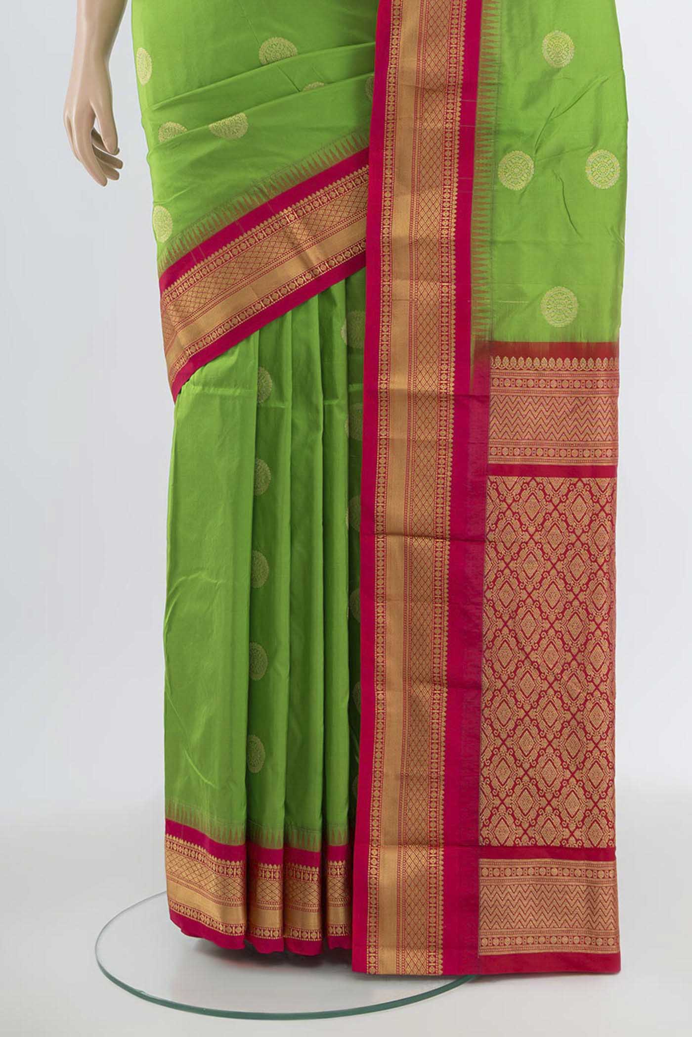 Parrot Green Blended Bangalore Silk Saree - Image 3
