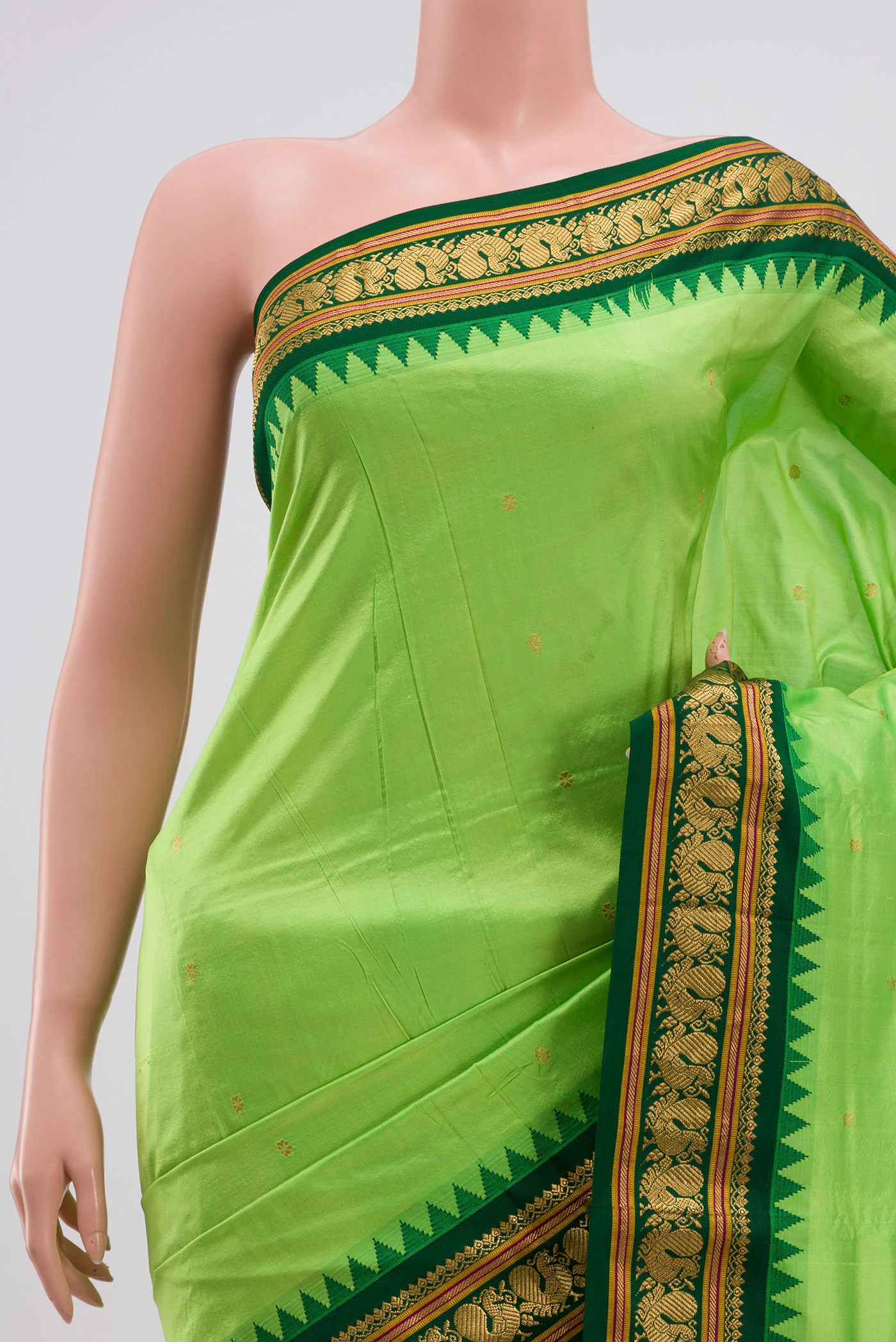 Parrot Green Bangalore Silk Saree - Image 2