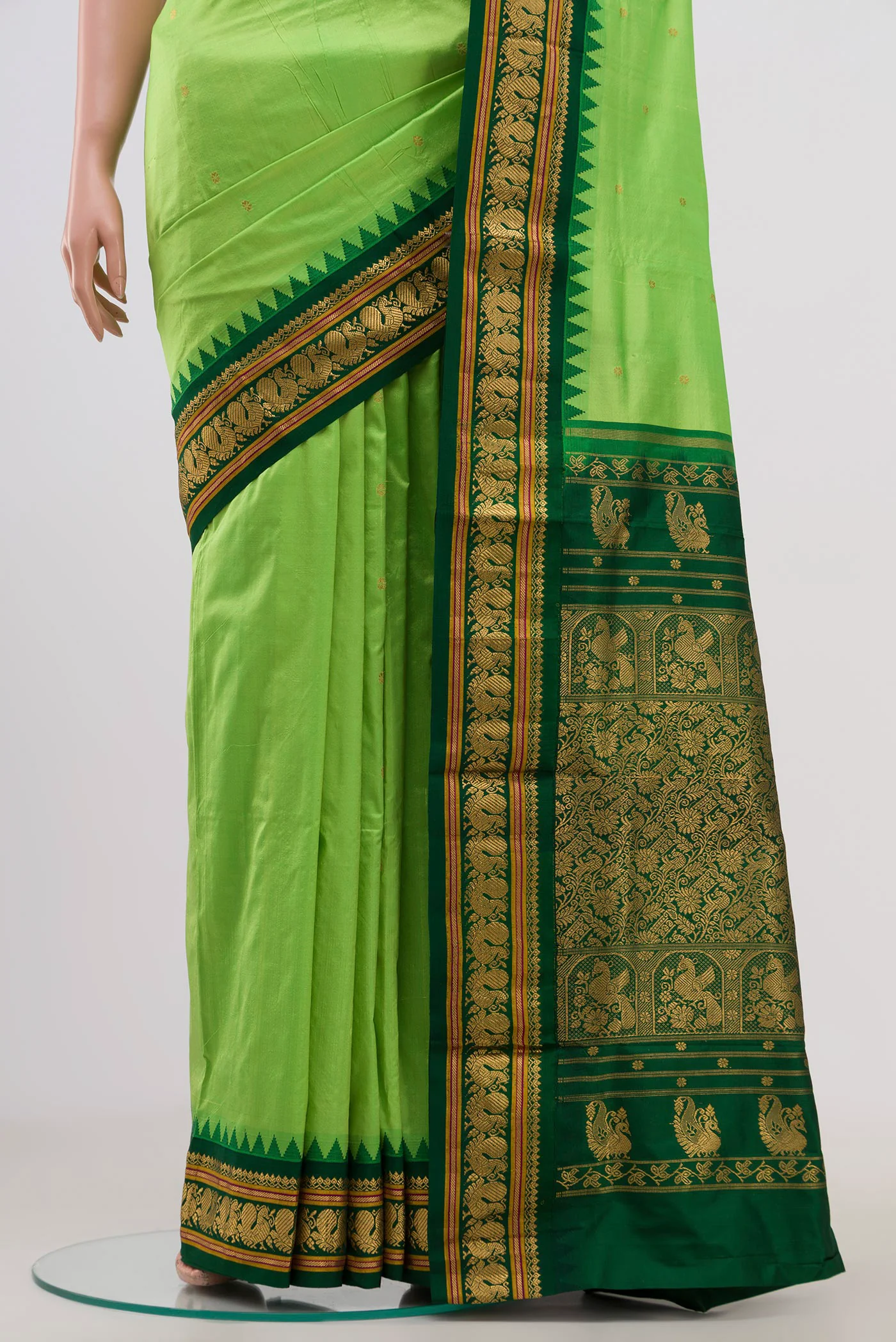 Parrot Green Bangalore Silk Saree - Image 3