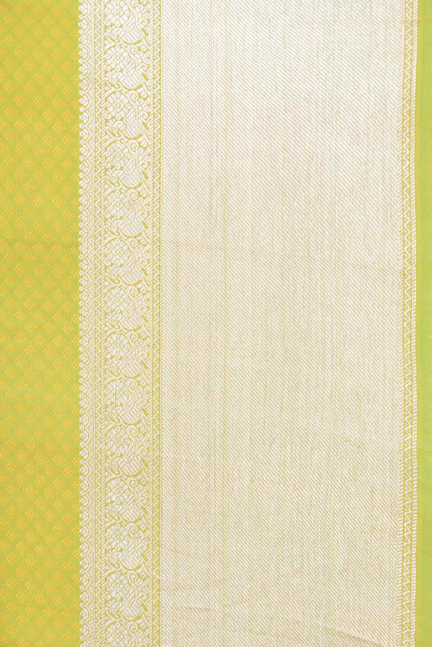 Parrot Green Dual Tone Kanchipuram Saree - Image 3