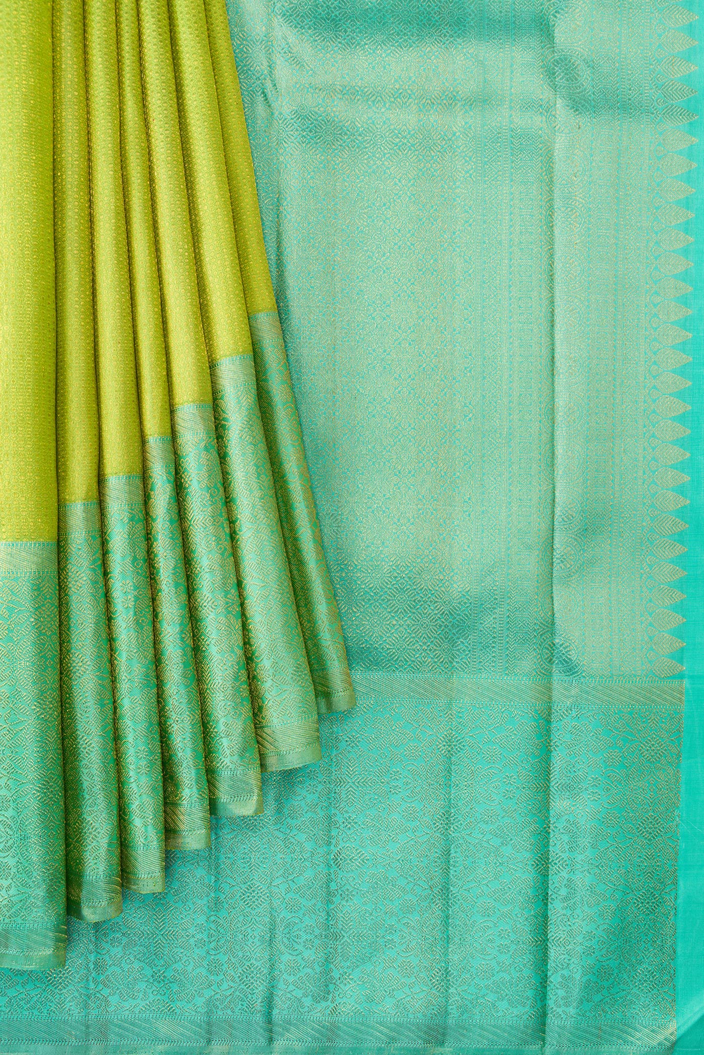 Parrot Green Kanchipuram Silk Saree - Image 4