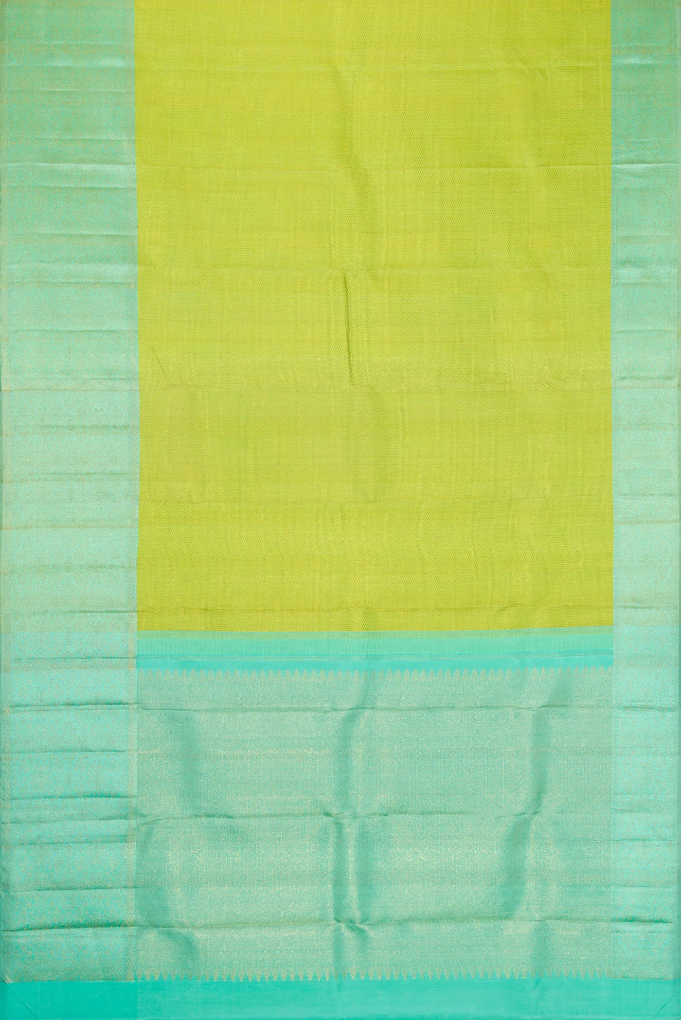 Parrot Green Kanchipuram Silk Saree - Image 6