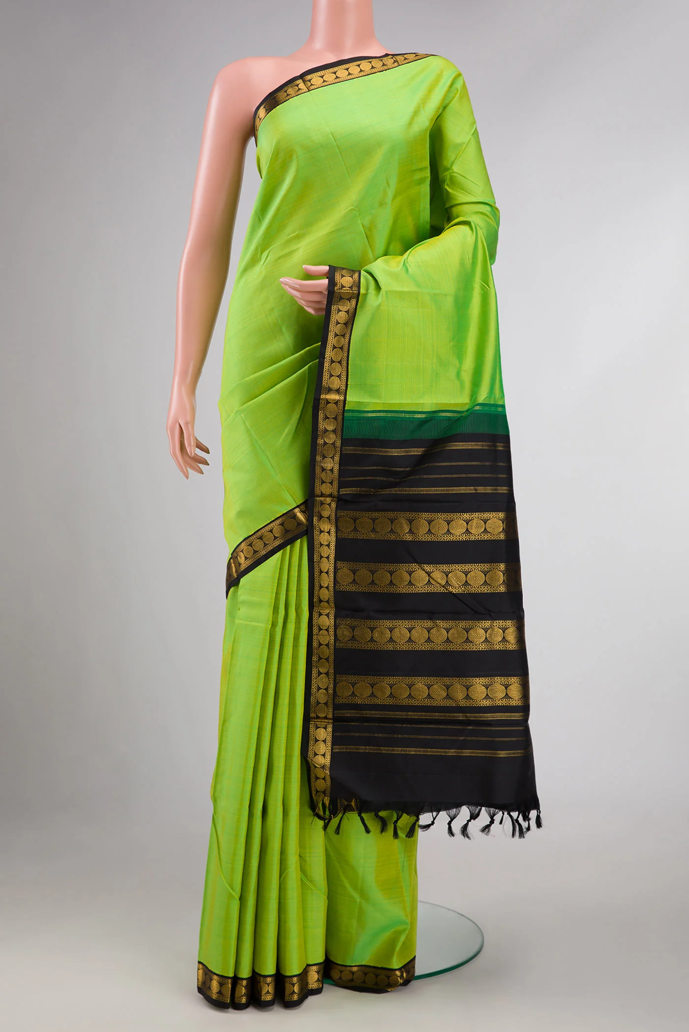 Parrot Green Dual Tone Kanjivaram Silk Saree