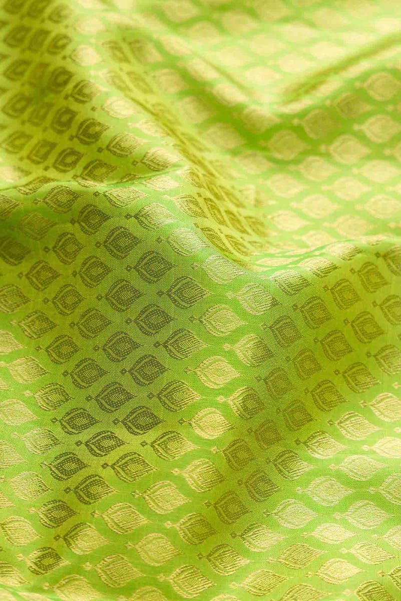 Parrot Green Dual Tone Kanchipuram Silk Saree - Image 5